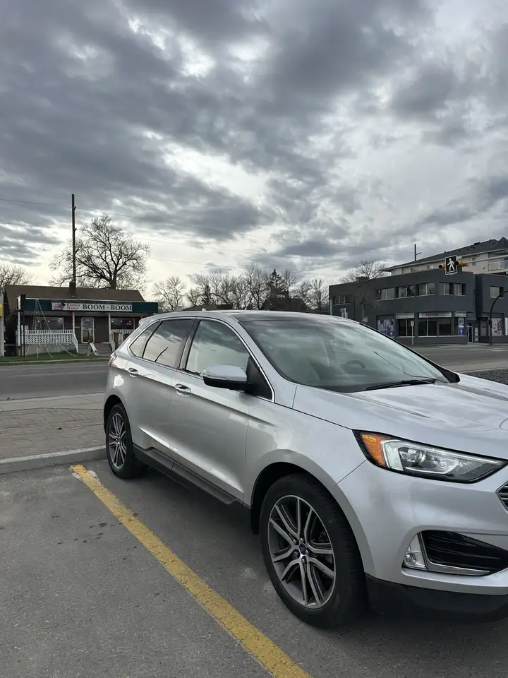 Ford Edge снимка Ford Edge