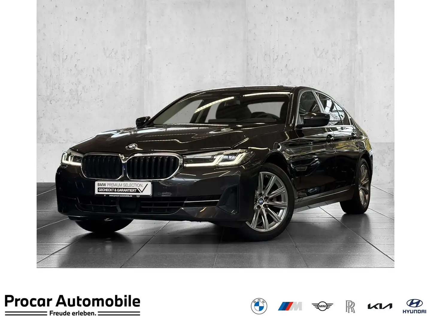 BMW 520 d DA Prof ACC PA RFK HuD AdapLED StandHz. Lhz Grau - 1