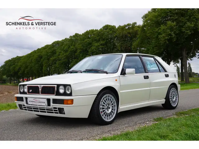 Lancia Delta 2.0-16V HF Integrale Evoluzione II Bianco Perlato