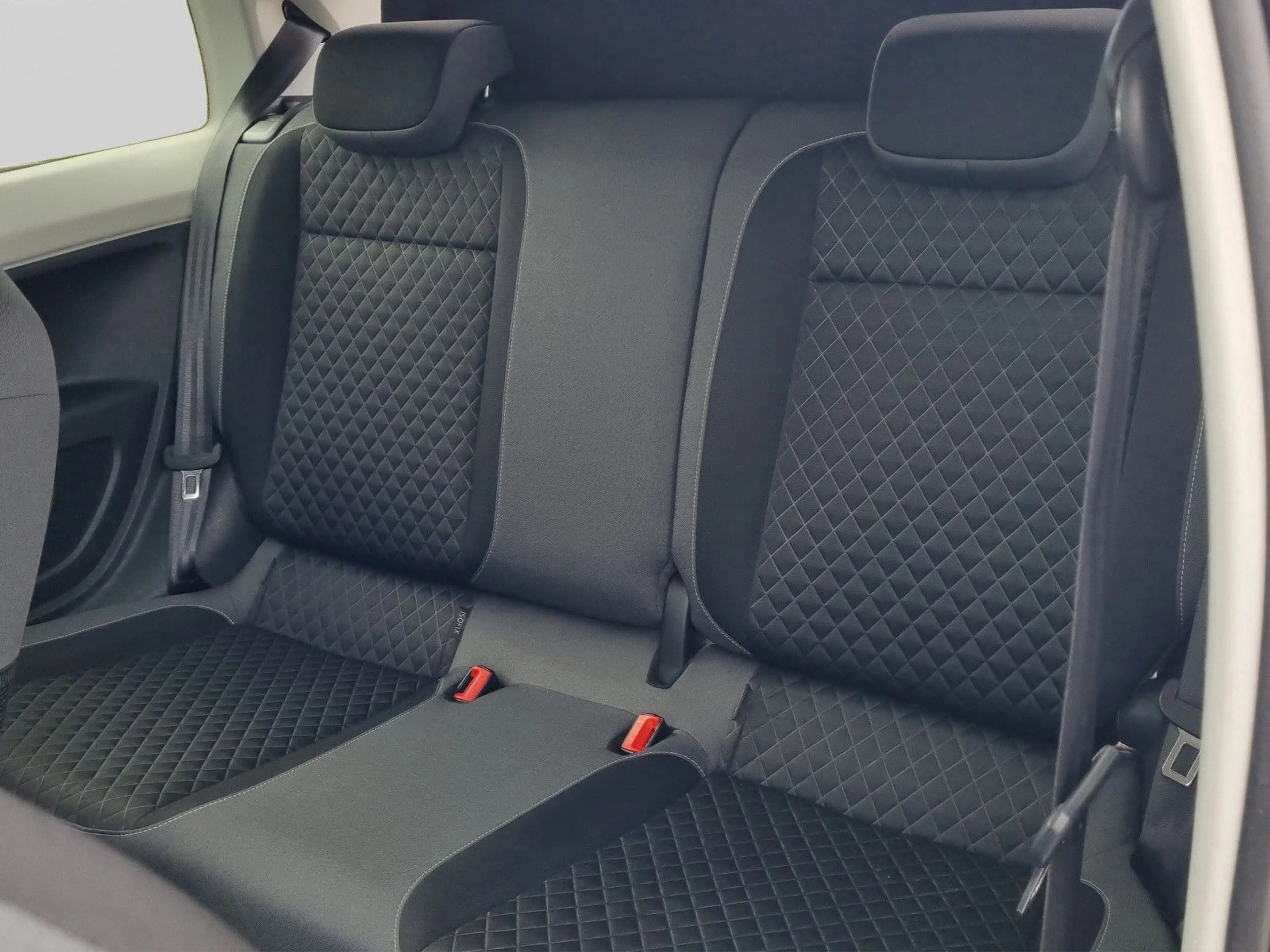 Skoda Citigo Ambition 1,0 TSI SHZ Klima — photo 11