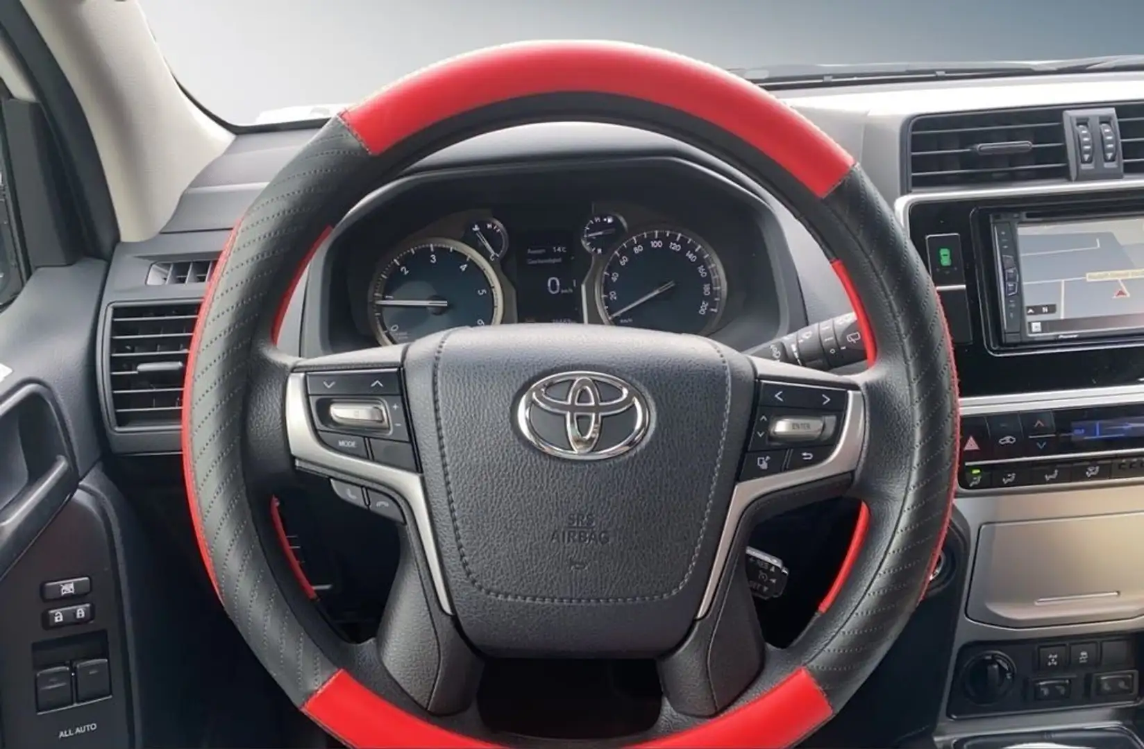 Toyota Land Cruiser 2.8 D4-D A/T 3 porte Alb - 2