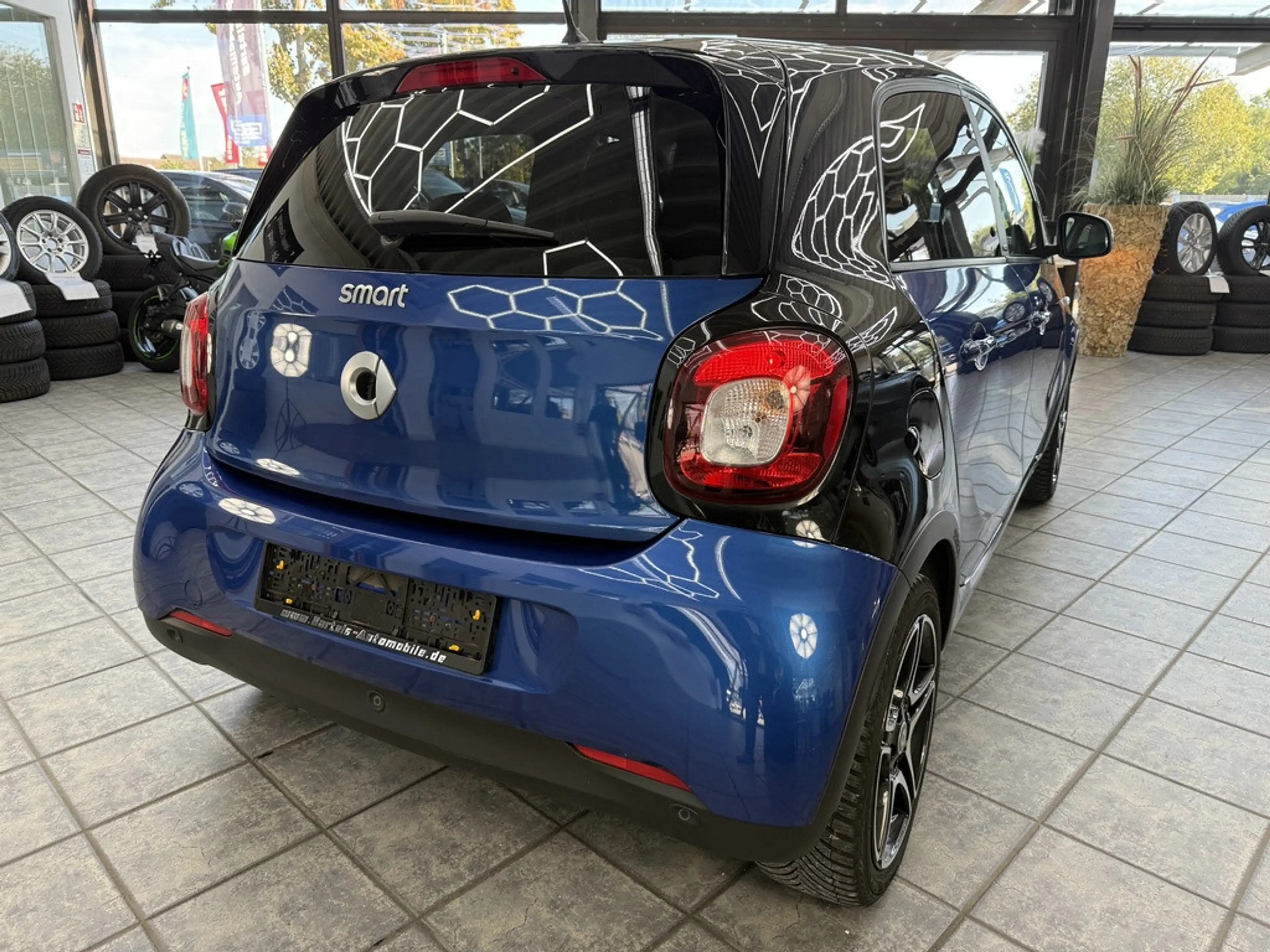 smart forFour 0.9 prime, Autom., Leder, Klima, Sitzh. — photo 15