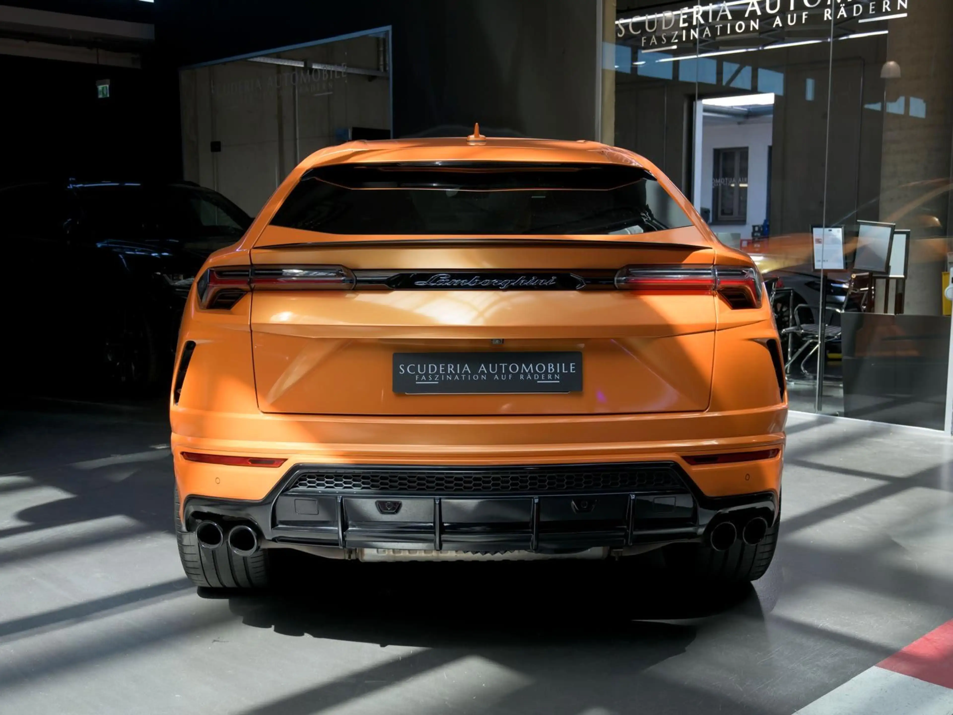 Lamborghini Urus 4.0 V8 | B&O | Night Vision | 4-Sitzer — photo 4