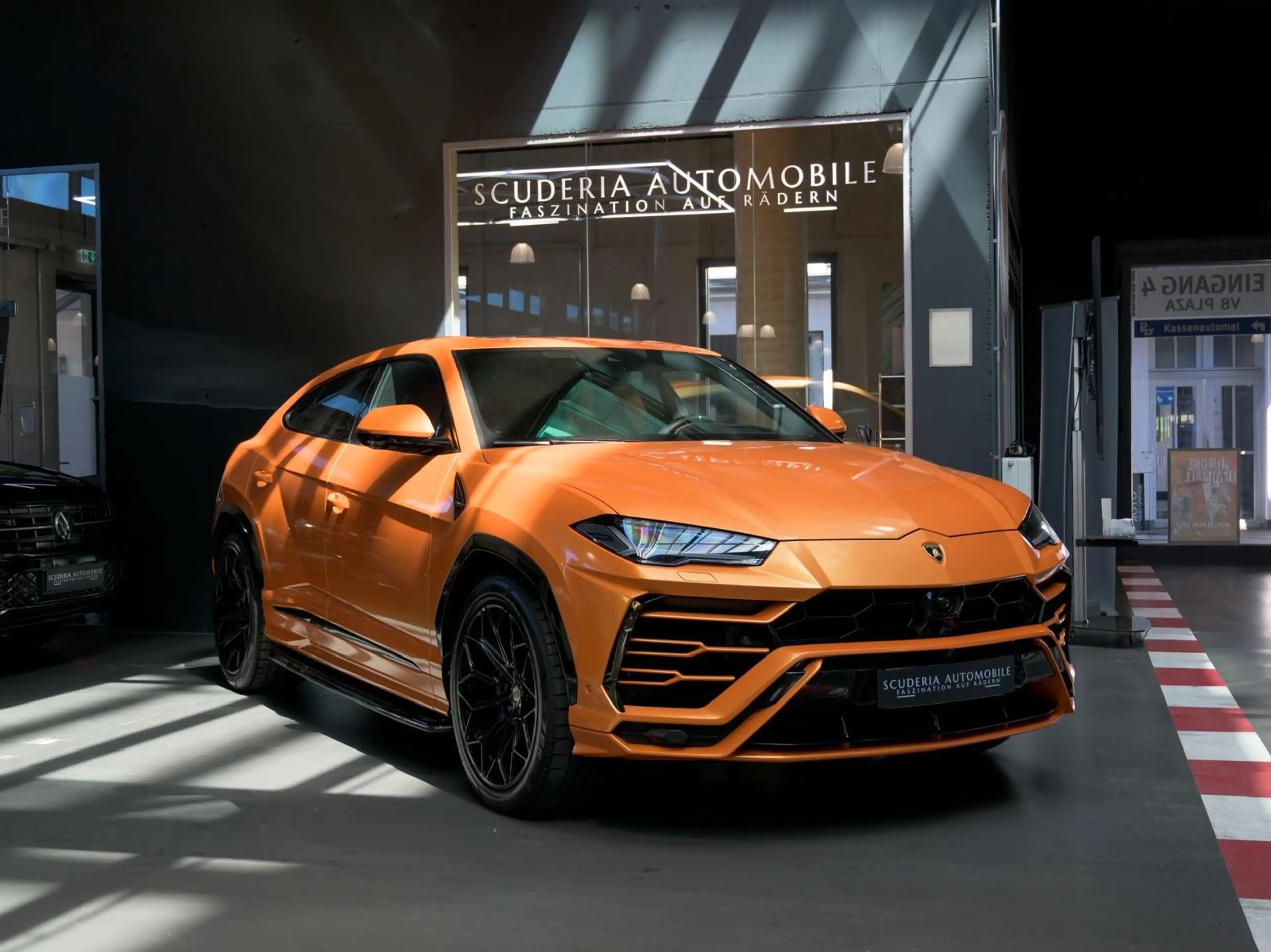 Lamborghini Urus 4.0 V8 | B&O | Night Vision | 4-Sitzer