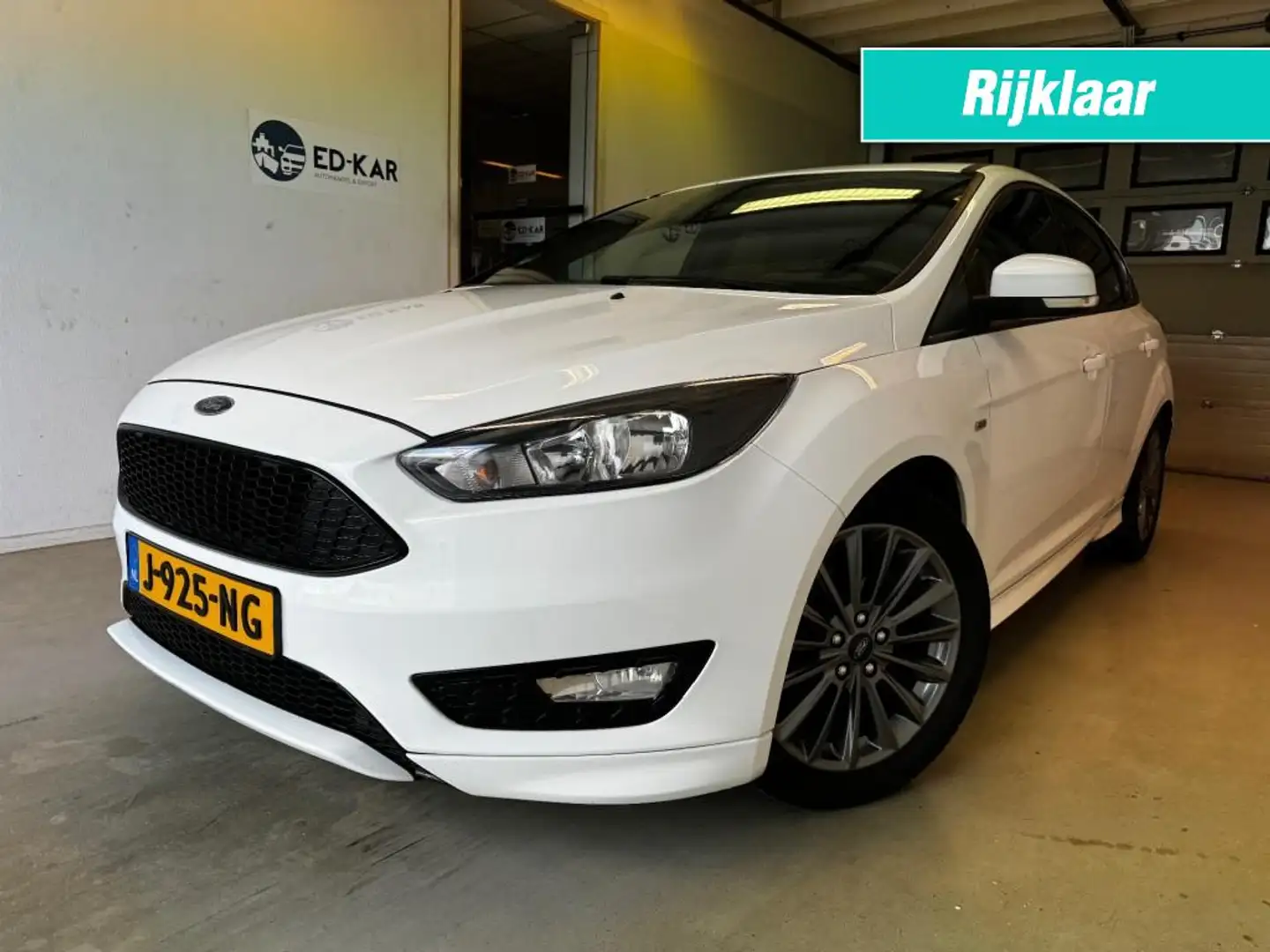 Ford Focus 1.0 ST Titanium CLIMA NAVI N TURBO NAP APK 10-2025 Fehér - 1