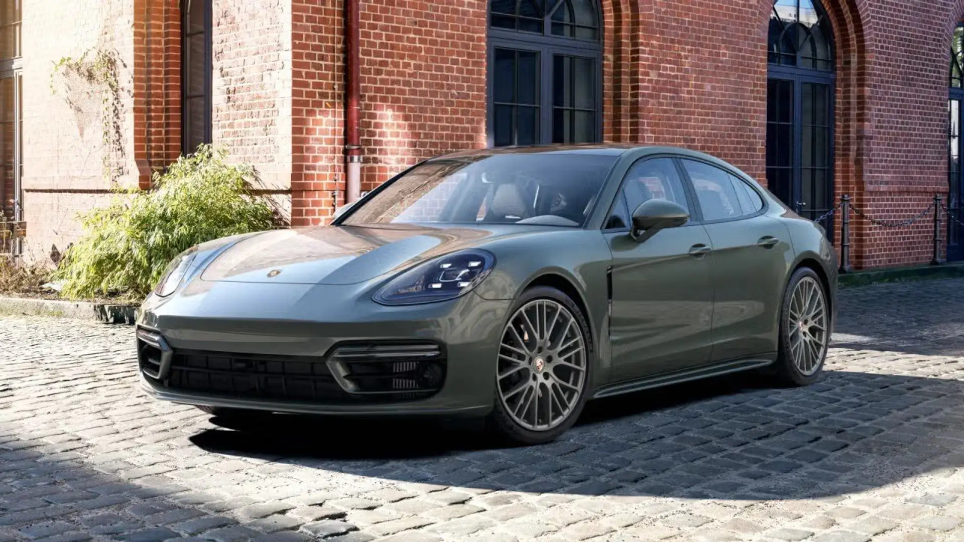 Porsche Panamera 4 SportDesign Hinterachslenkung Zelená - 1