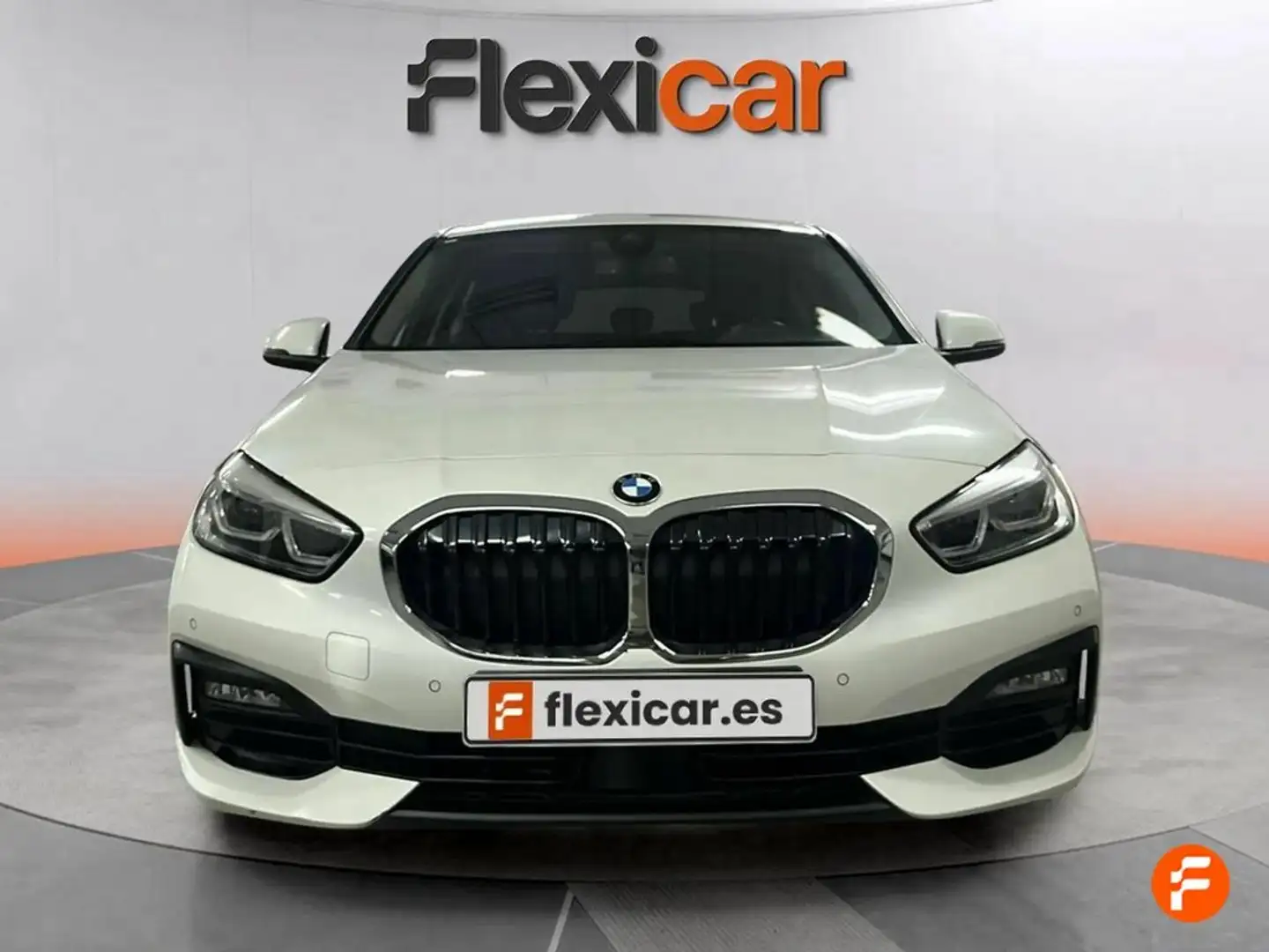BMW 118 118i Amarillo - 2