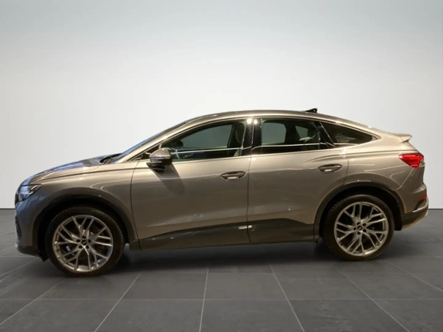 Audi Sportback e-tron 220kW/Matrix-LED/MMI/Klima-Paket Grau - 2