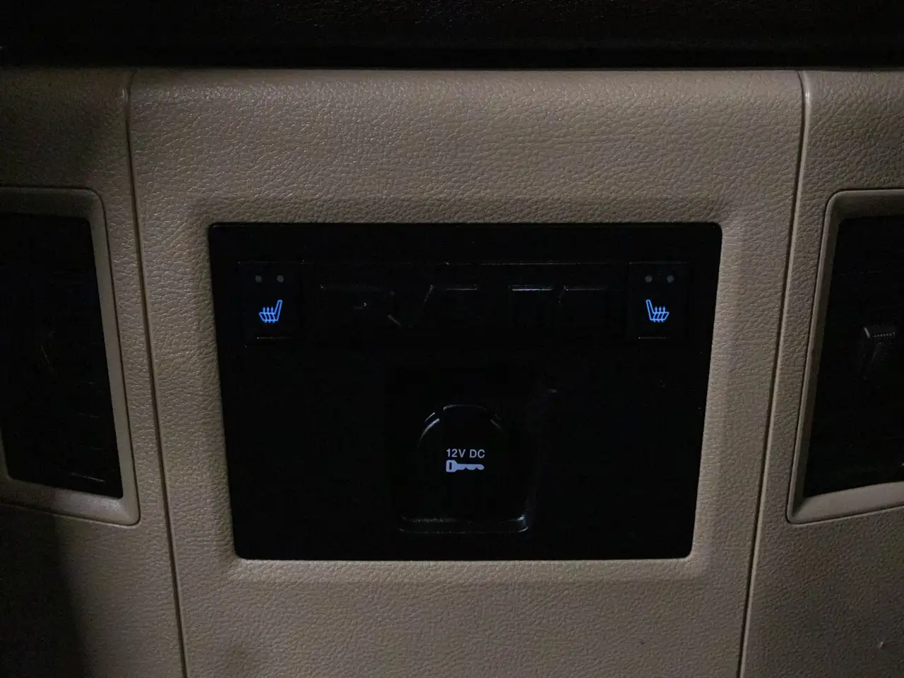 RAM 2500 снимка RAM 2500