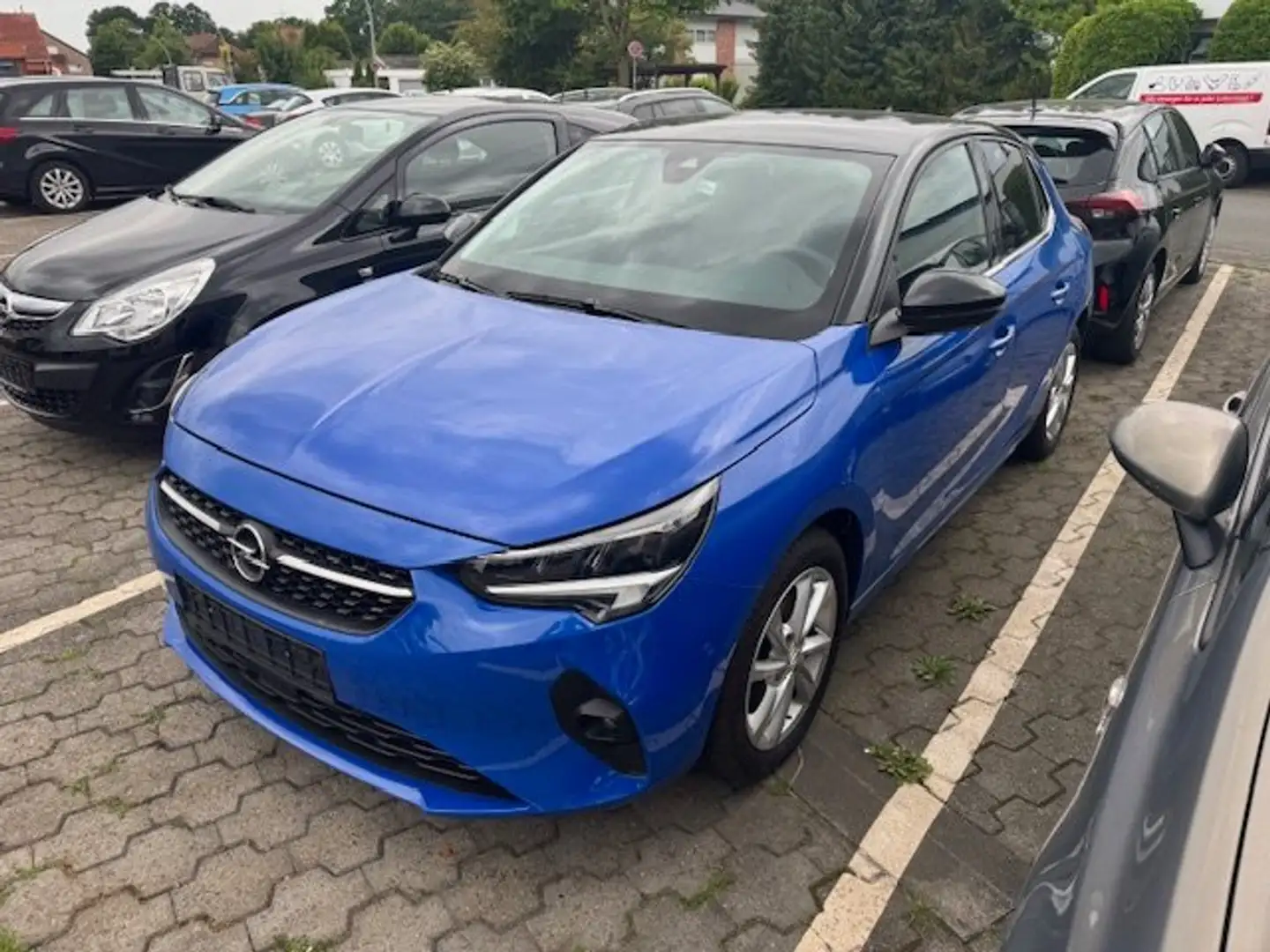 Opel Corsa Elegance, 1.2i Automatik, Multimedia, ACA, Kamera Blauw - 1