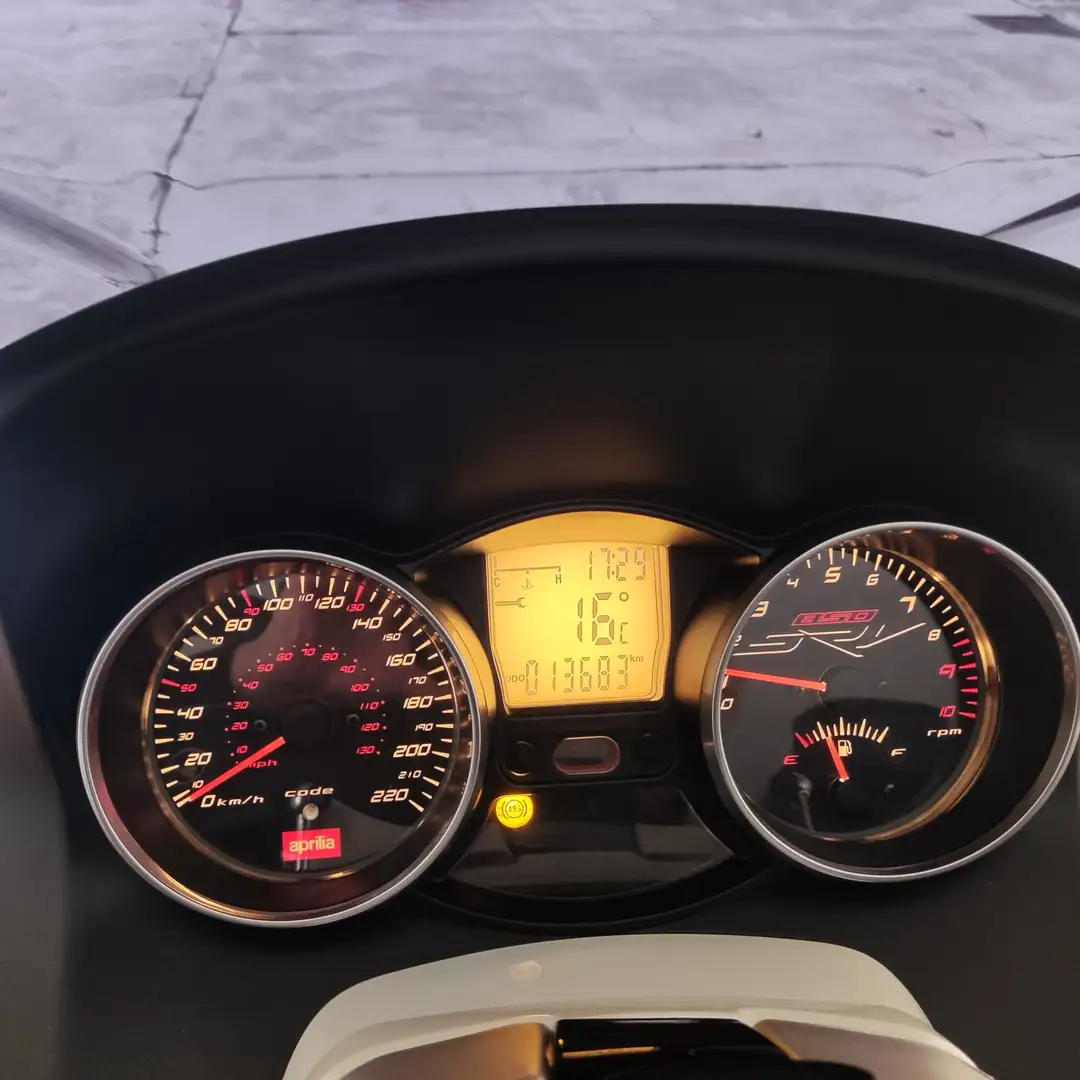 Aprilia SRV 850 SPORT Bianco - 2