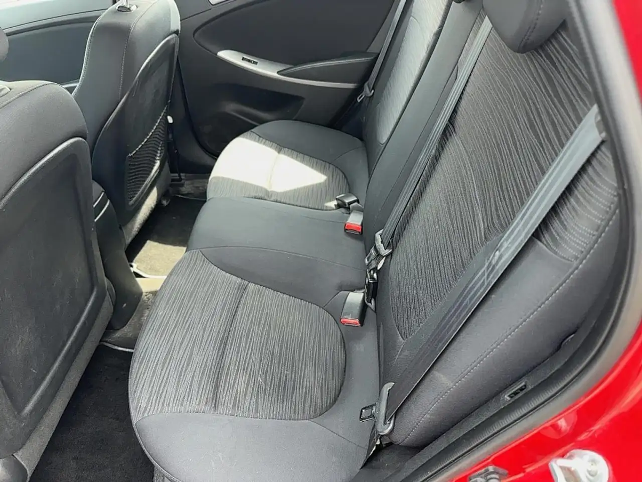 Hyundai ACCENT снимка Hyundai ACCENT