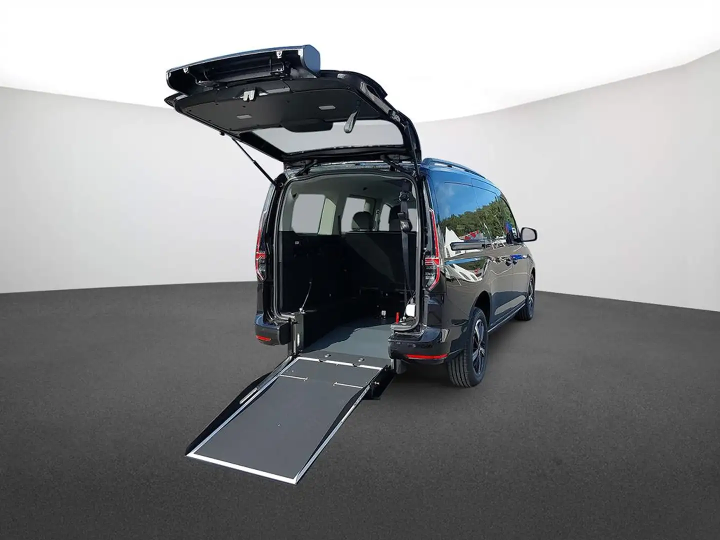 Volkswagen Caddy Caddy 1.5 TSI DSG Dark Label Rollstuhlumbau Negro - 2