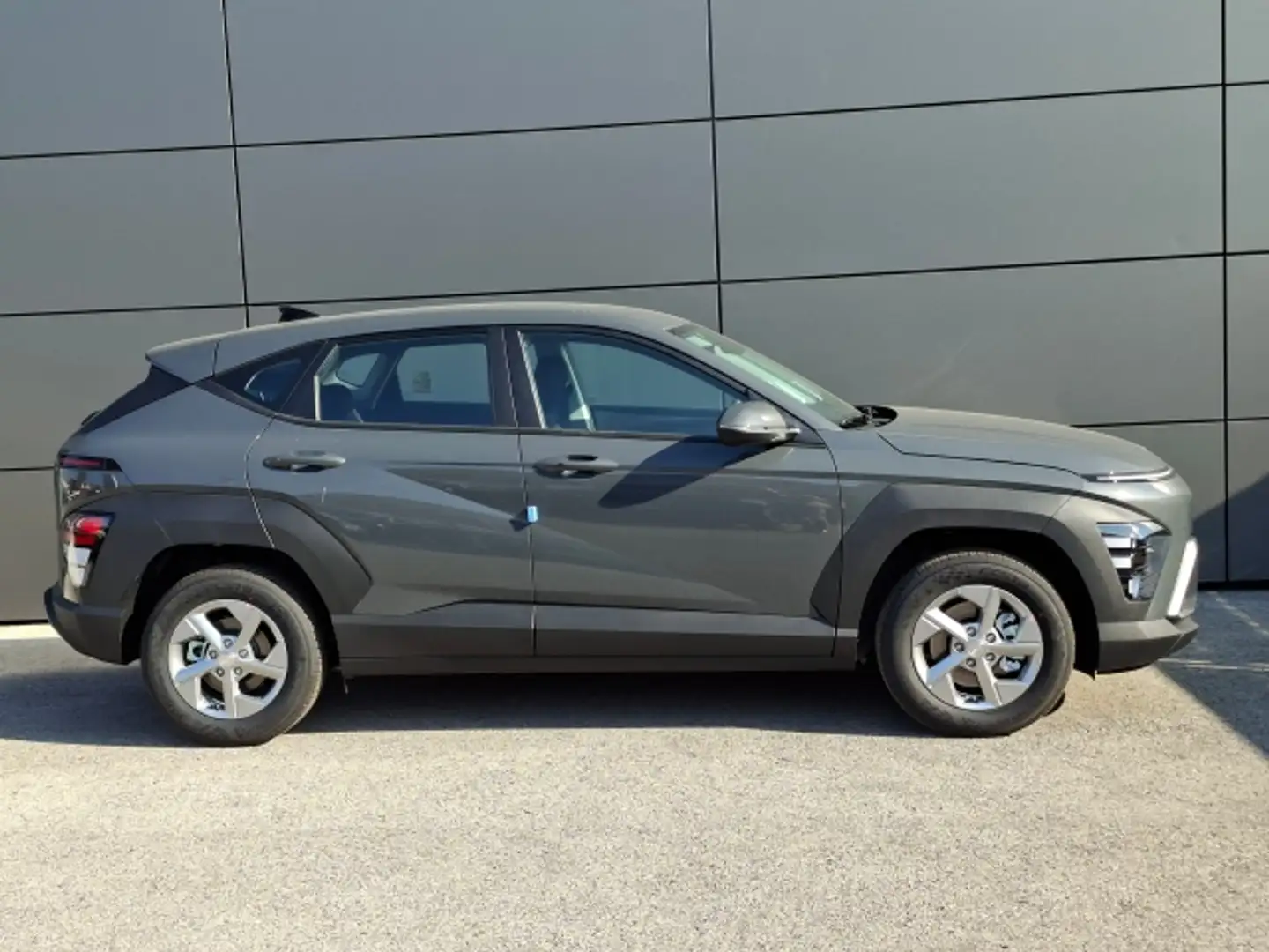 Hyundai KONA HEV (SX2) Smart Grau - 2