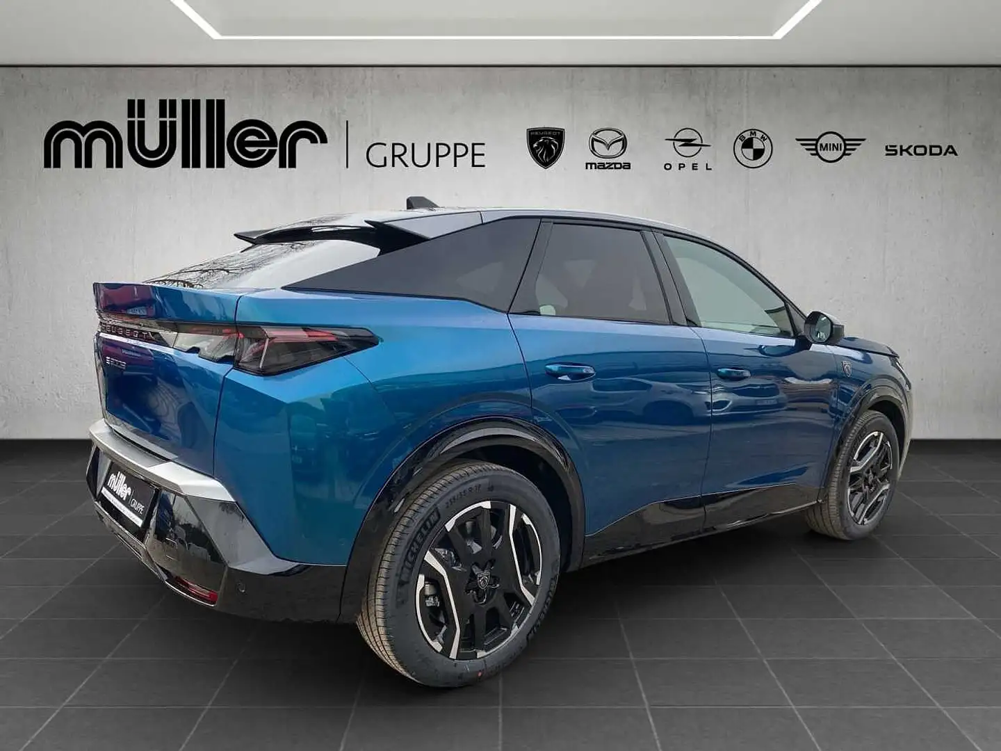 Peugeot 3008 Elektro GT 210 Blau - 2