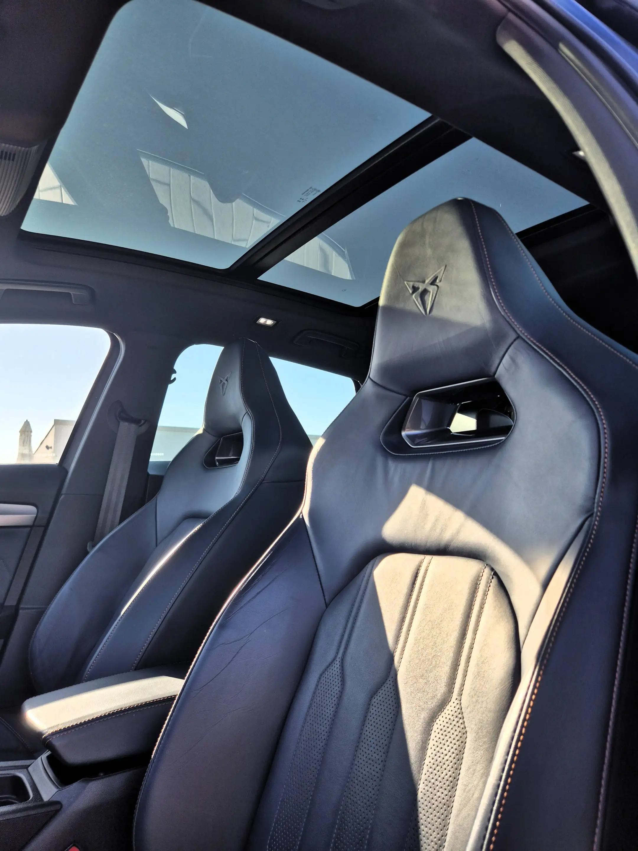 CUPRA Formentor Formentor VZ 2.0 TSI 4Drive DSG/LED/NAVI/SHZ/PANO/MATT — photo 11