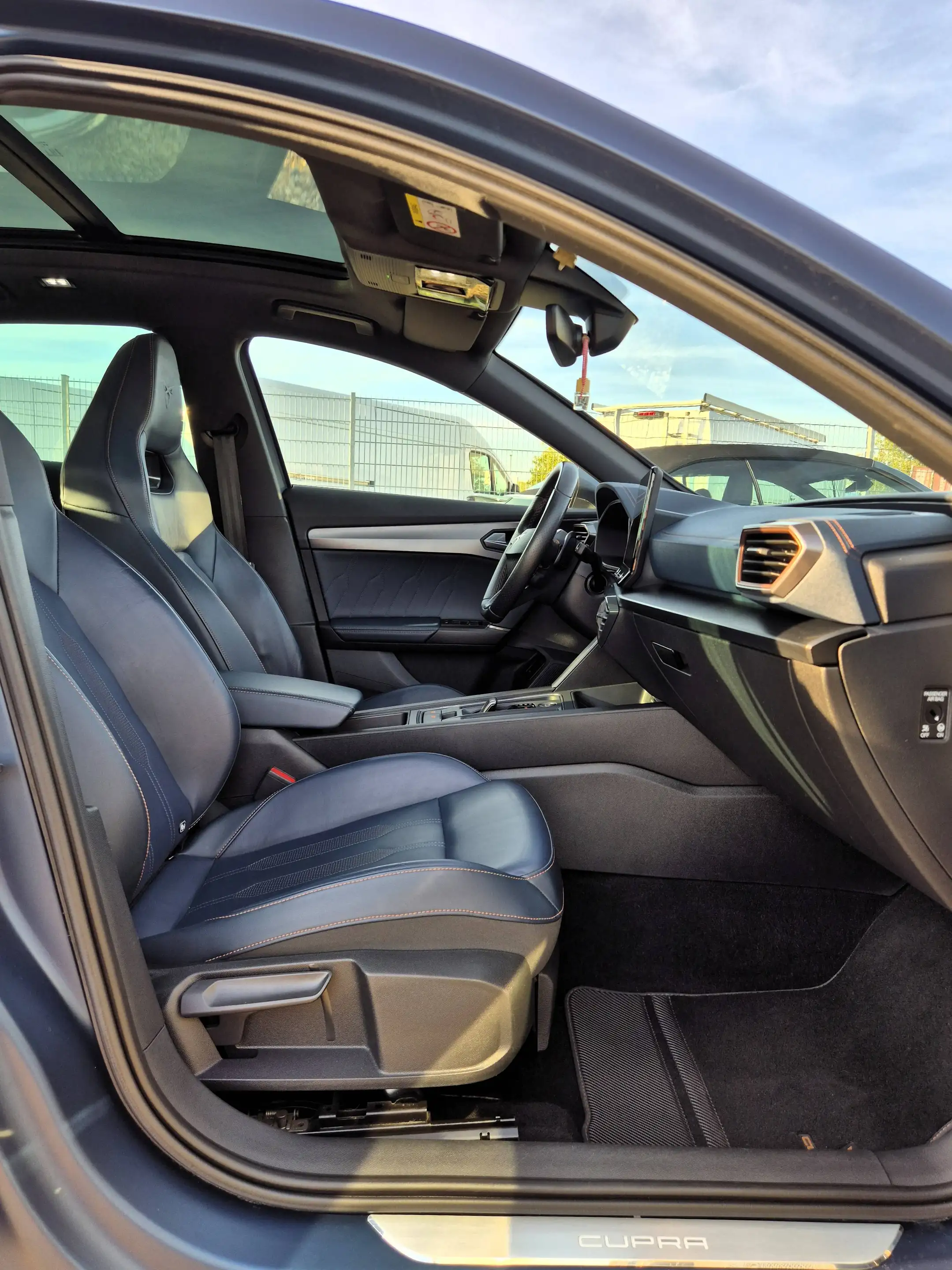 CUPRA Formentor Formentor VZ 2.0 TSI 4Drive DSG/LED/NAVI/SHZ/PANO/MATT — photo 9