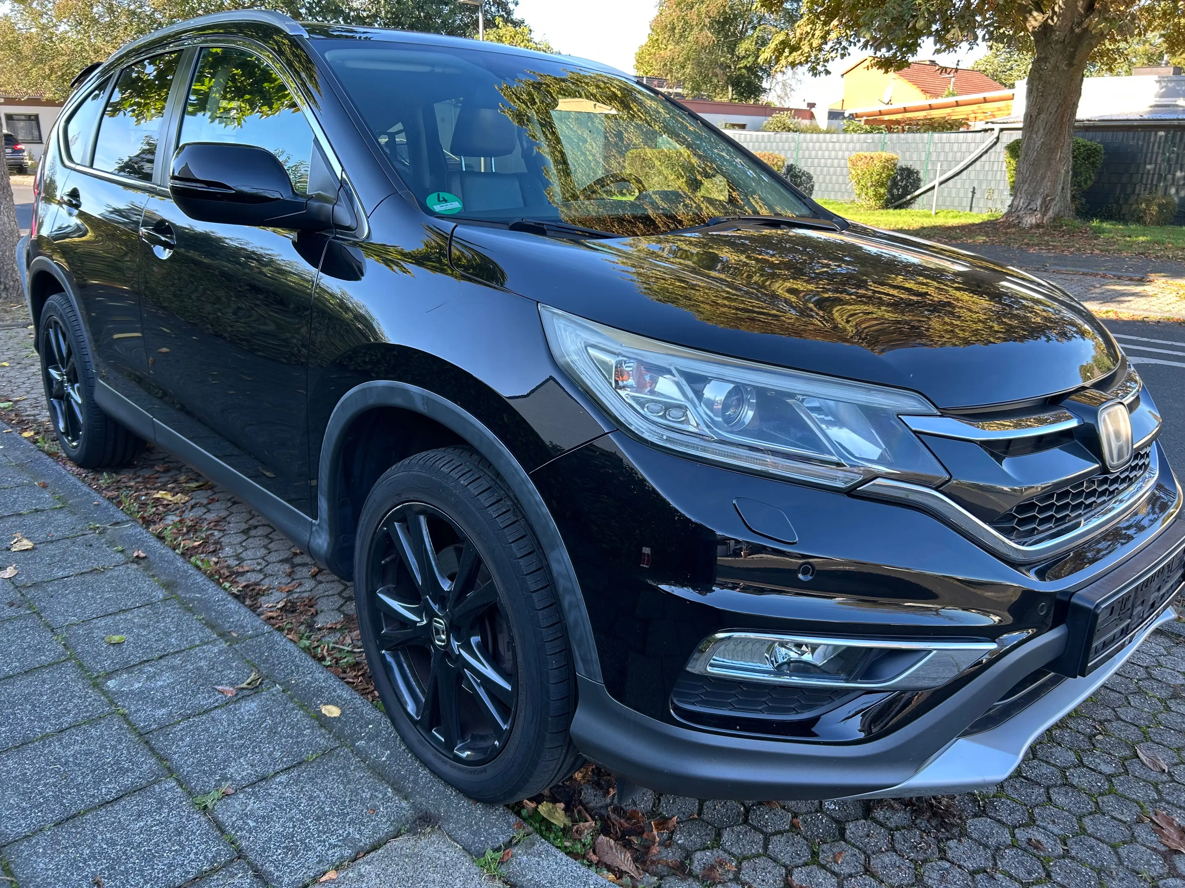 Honda CR-V Executive 4WD Stand Heizung — photo 2