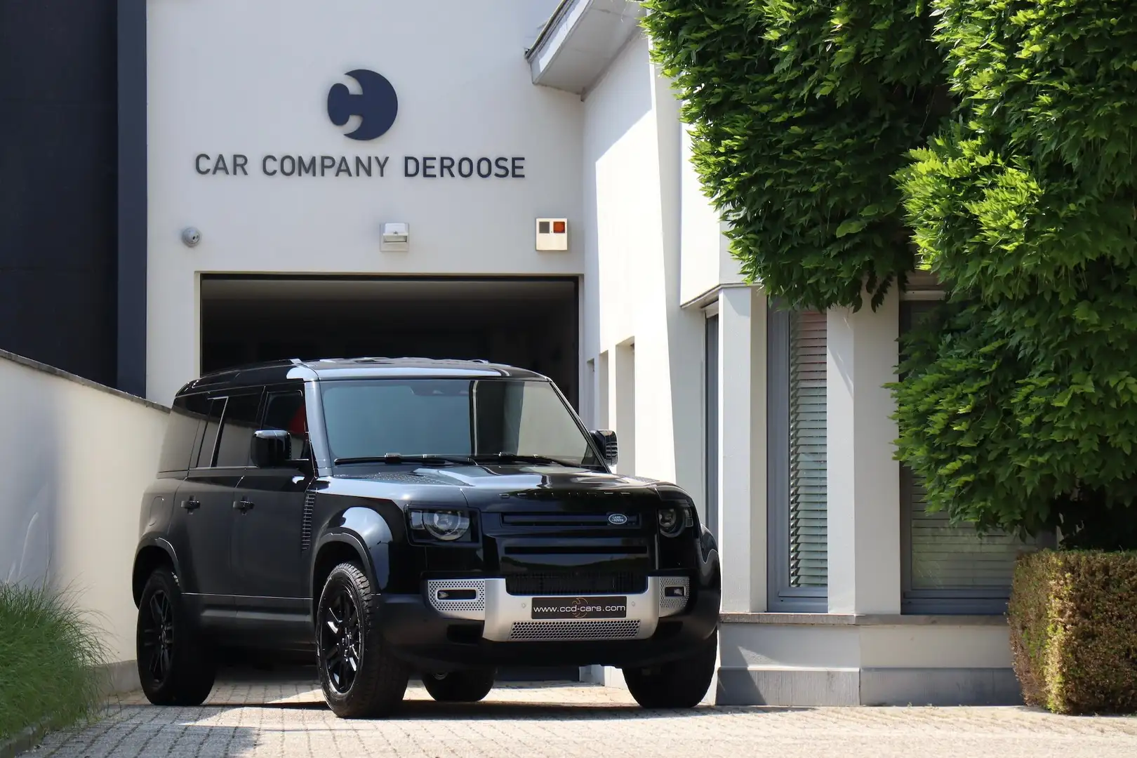 Land Rover Defender 110 D250 Hard Top S - JUMP SEAT / LUCHTVERING !! Negro - 1