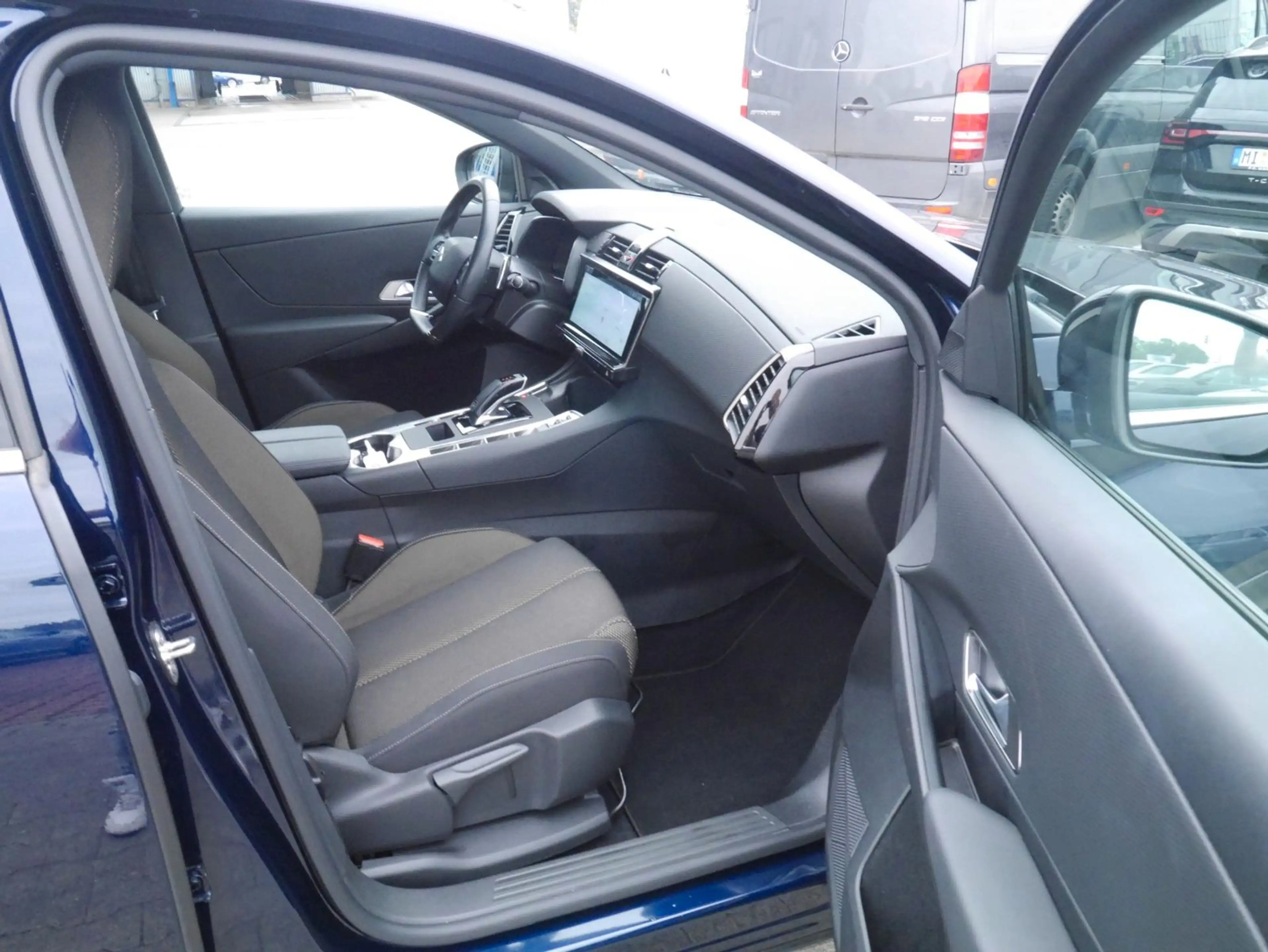 DS Automobiles DS 7 Crossback DS 7 Blue HDI LED/Navi/APP/SHZ/Kamera/AHK — photo 13