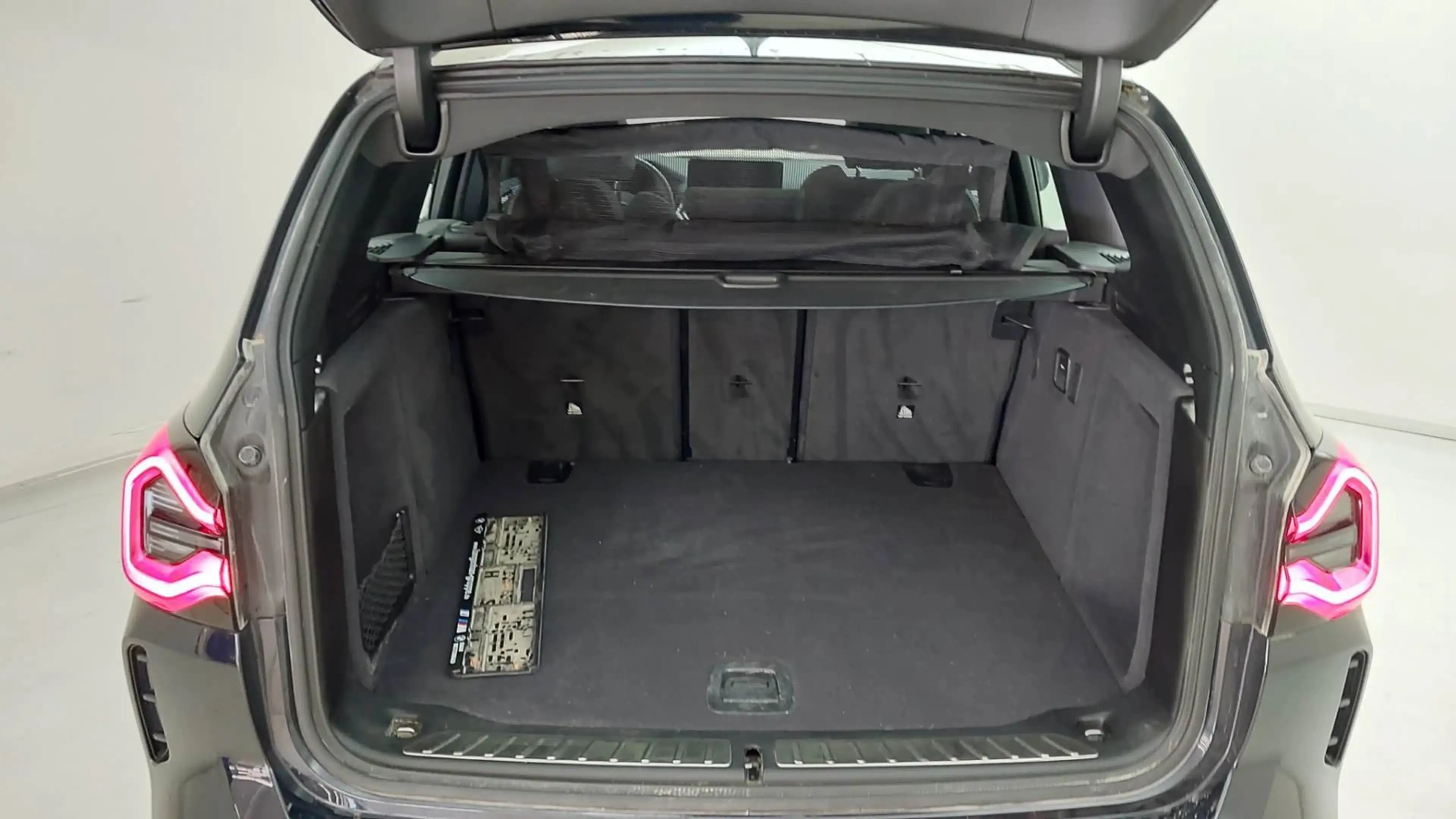 BMW iX3 M SPORT AHK/RFK/PANO/ACC/MMRY/CARPLAY — photo 15