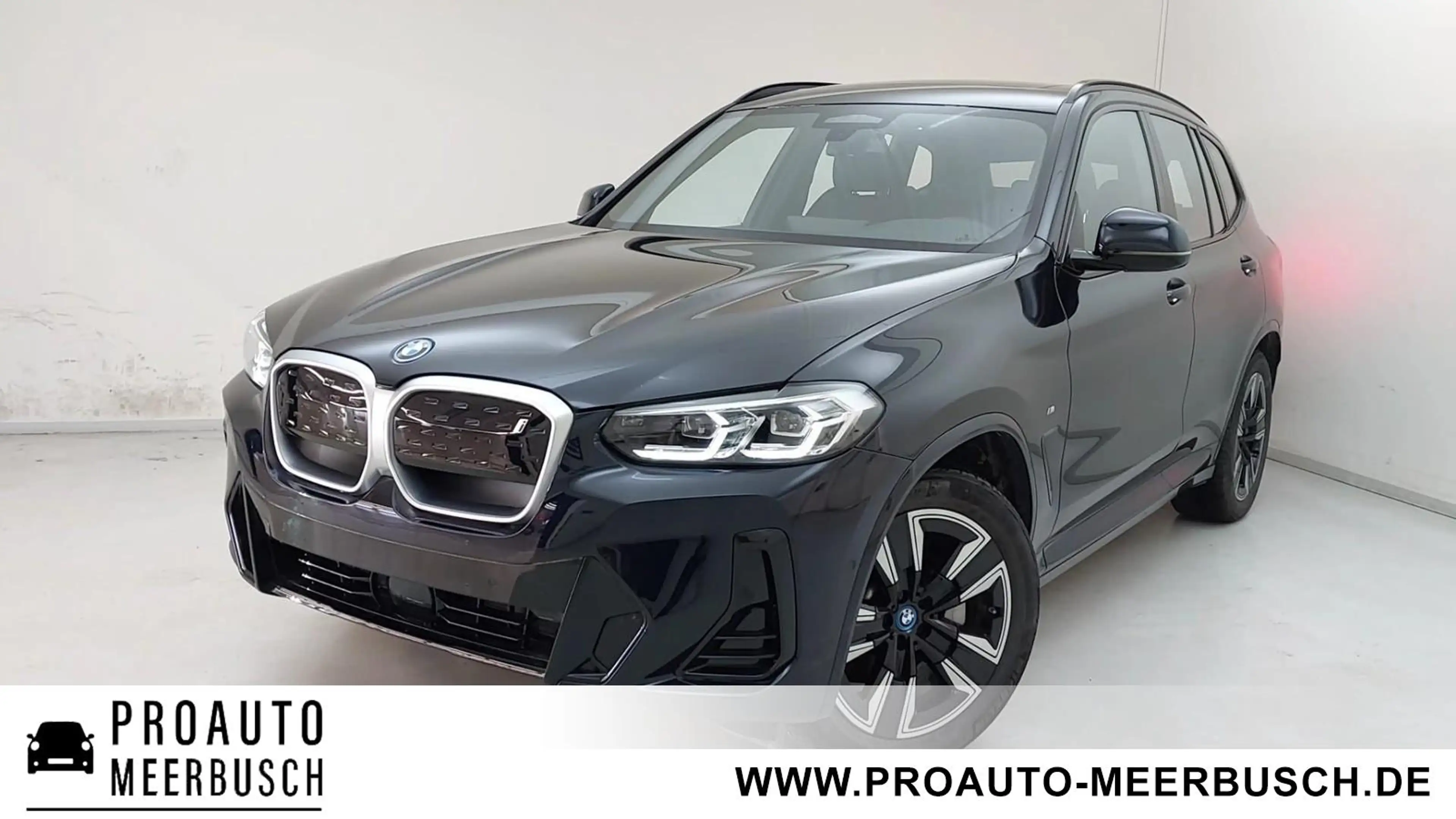 BMW iX3 M SPORT AHK/RFK/PANO/ACC/MMRY/CARPLAY