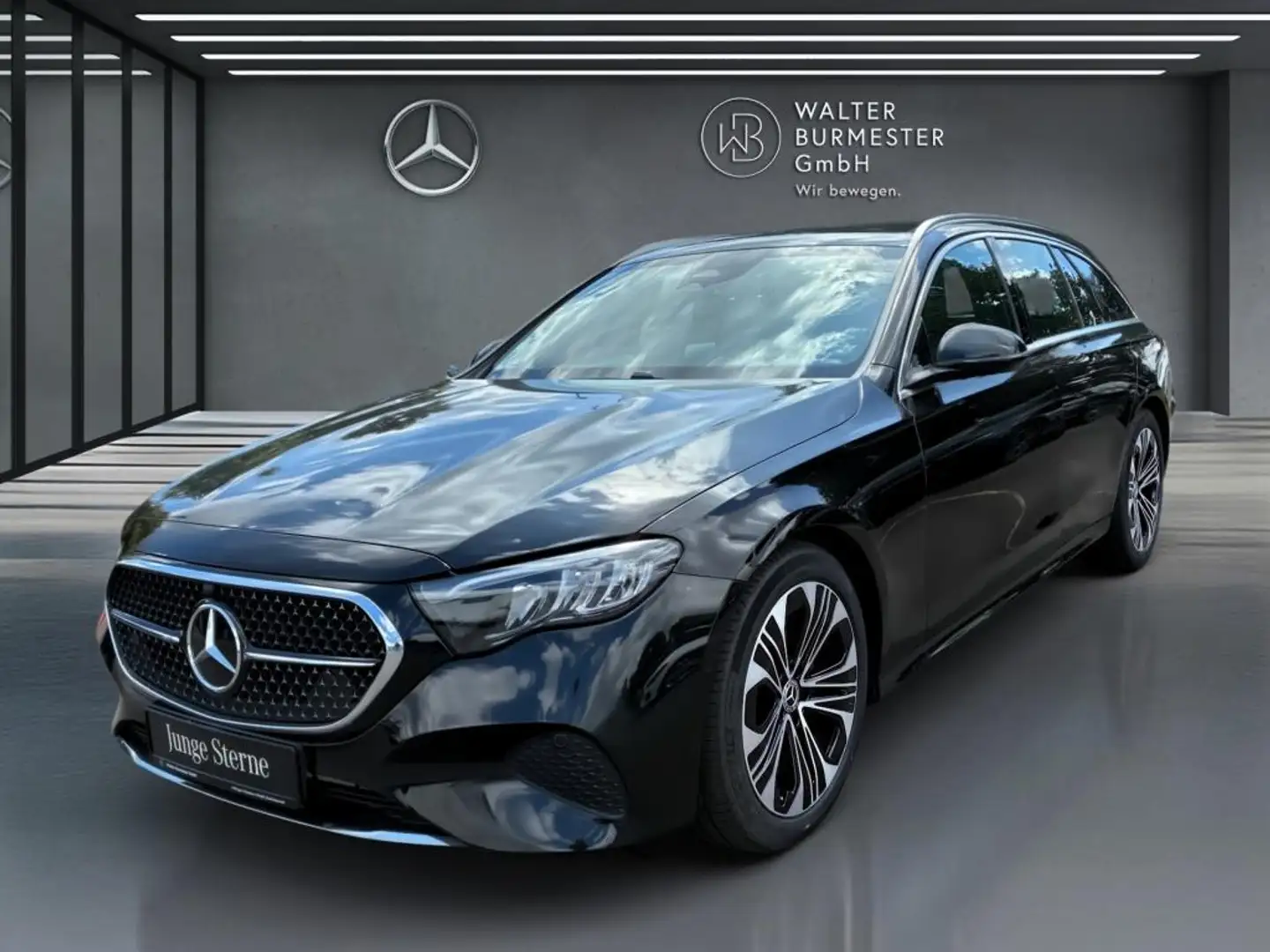 Mercedes-Benz E 220 d T Avantgarde+PANO+AHK+KAMERA+Ambiente+ Schwarz - 1