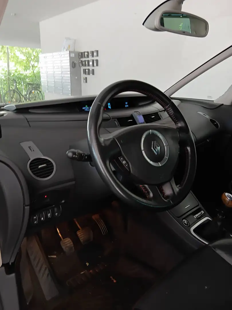 Renault Espace Espace Initiale 2,0 dCi Initiale Schwarz - 2
