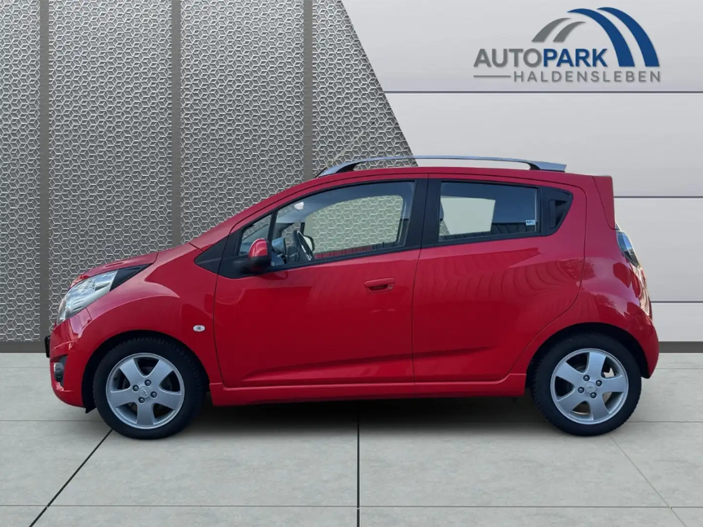 Chevrolet Spark 1.2 Klimaautom PDC Alu el Spieg.el.Fensterheber b Rouge - 2