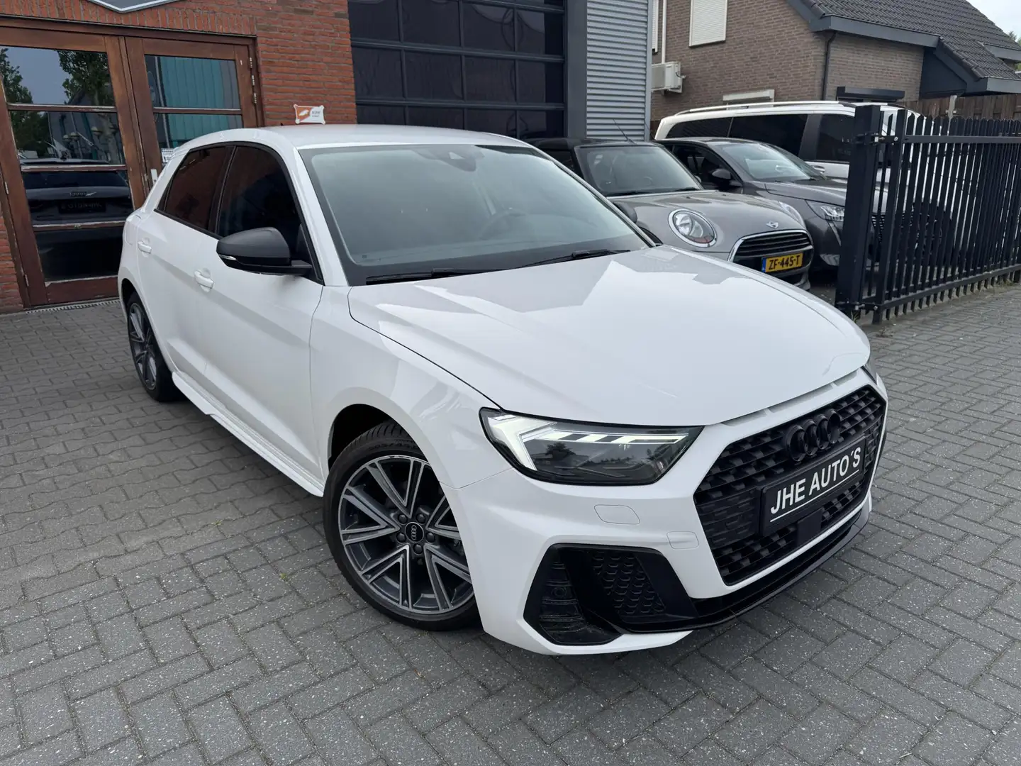 Audi A1 Sportback 30 TFSI Pro Line | LED | Stoelverwarming Wit - 2