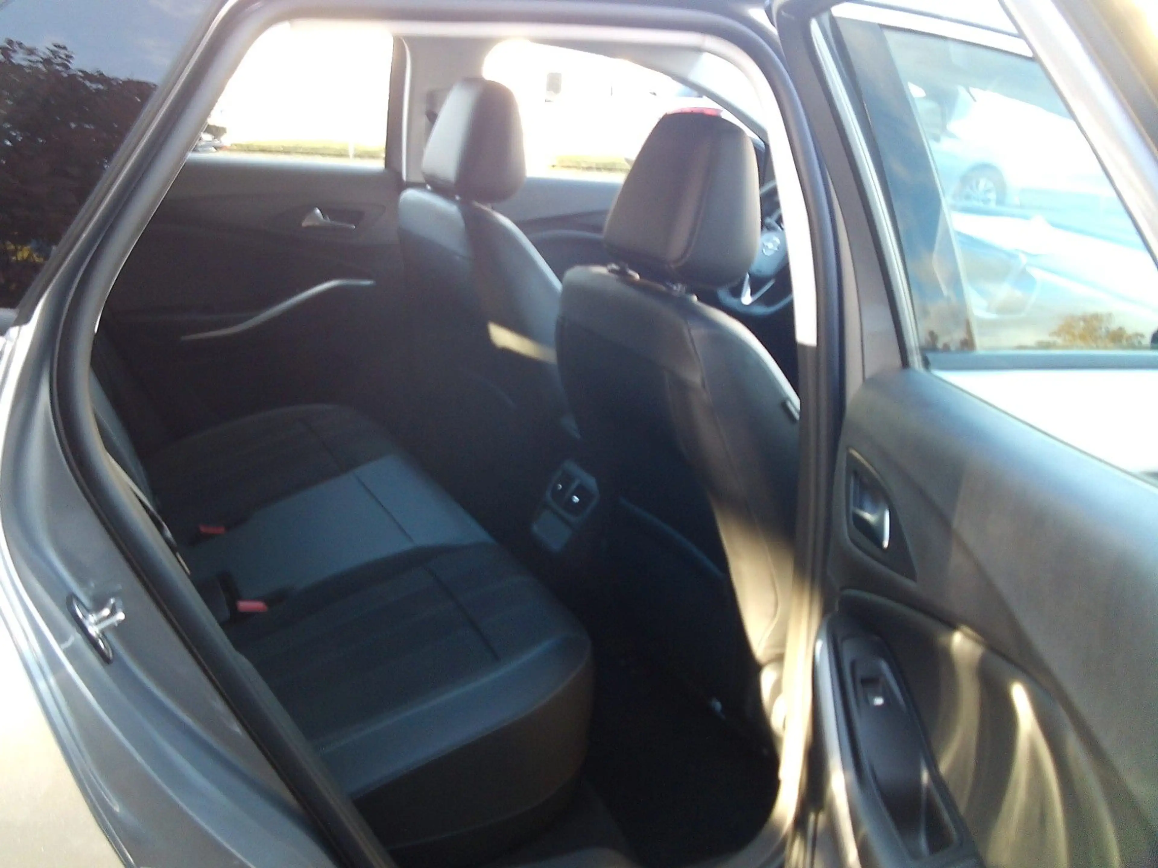 Opel Grandland X Grandland PlugInHybrid Voll-LED SHZ LHZ FSHZ Nav — photo 9