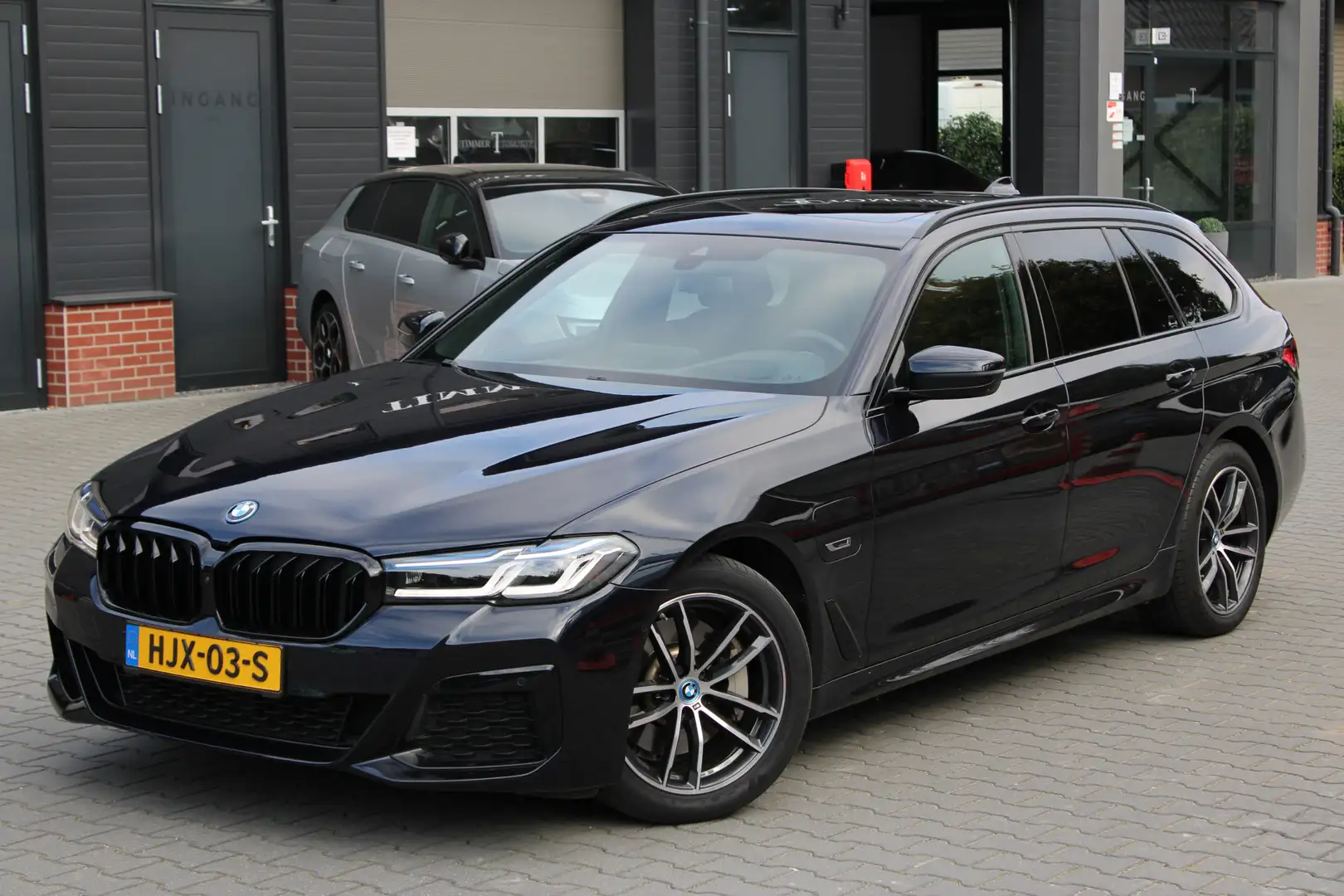 BMW 530 5-serie Touring 530e x-Drive High Executive M-Spor Negro - 2