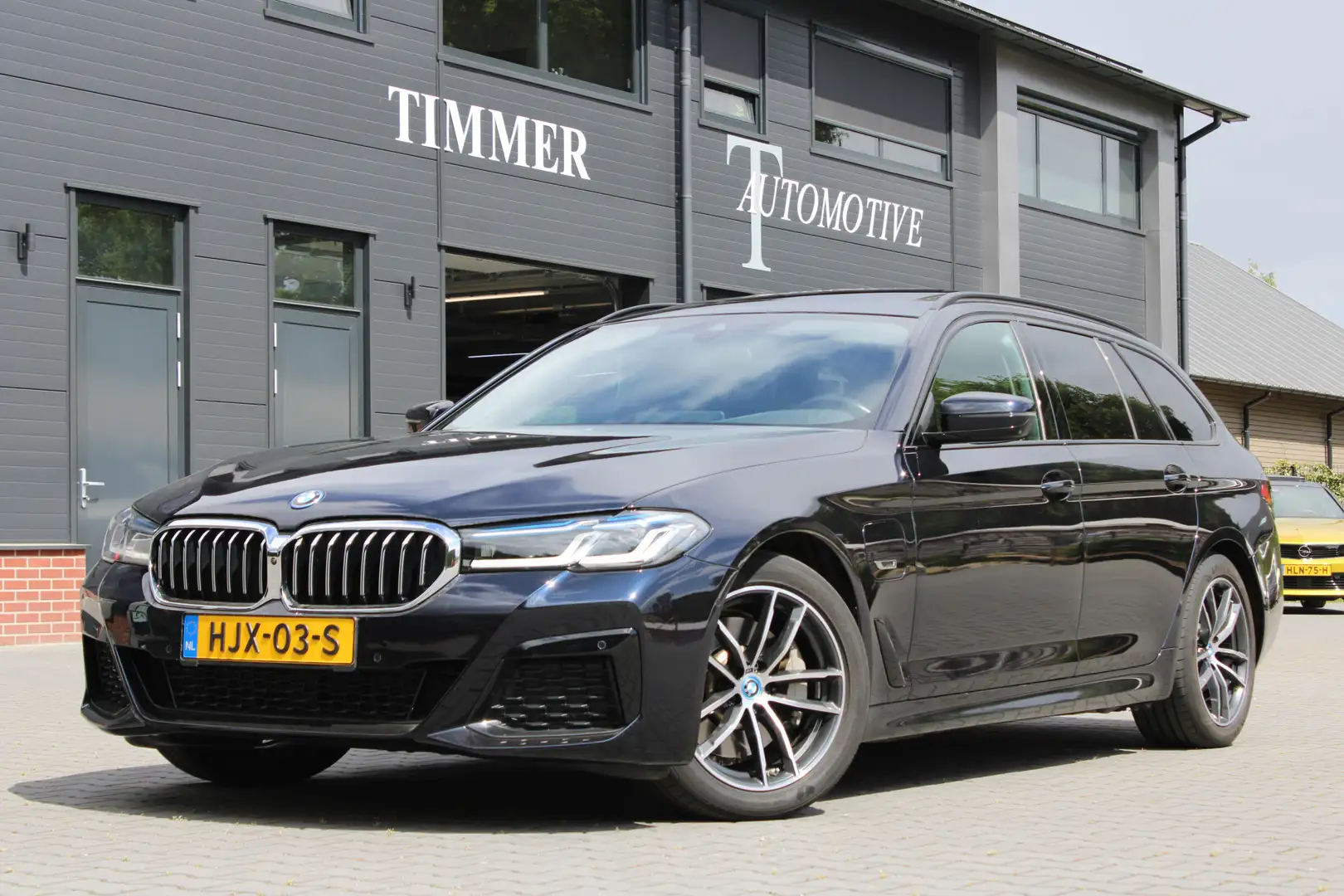 BMW 530 5-serie Touring 530e x-Drive High Executive M-Spor Negro - 1
