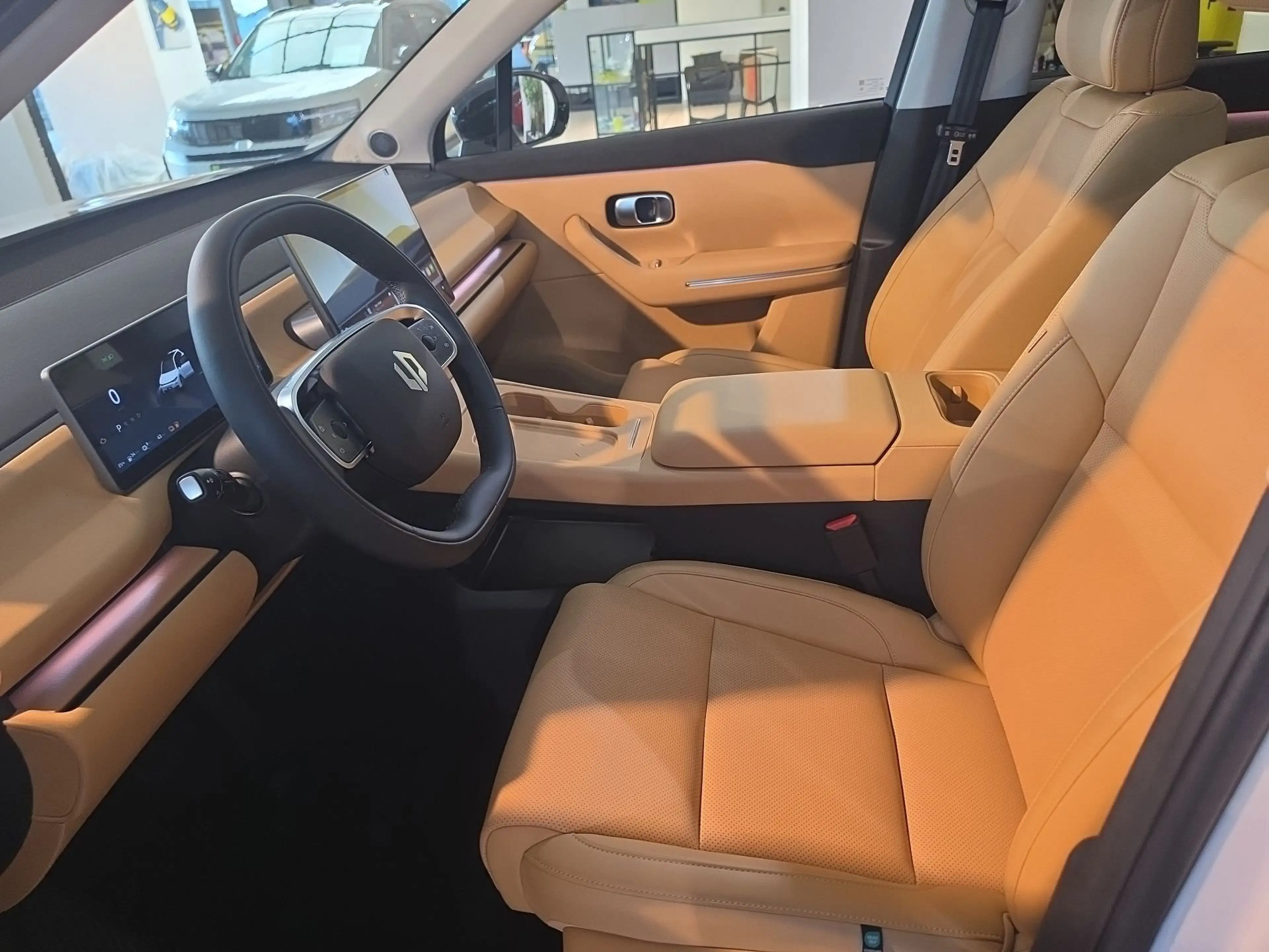 Leapmotor C10 Hybrid-EV Design inkl Winterkompletträder — photo 15
