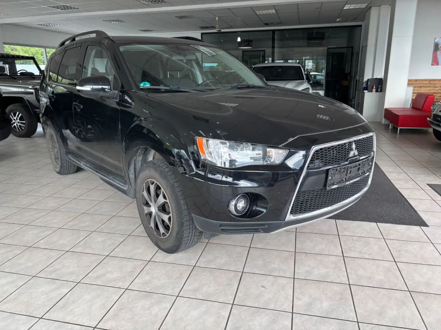 Mitsubishi Outlander Edition 2WD Klima AHK Negru - 2