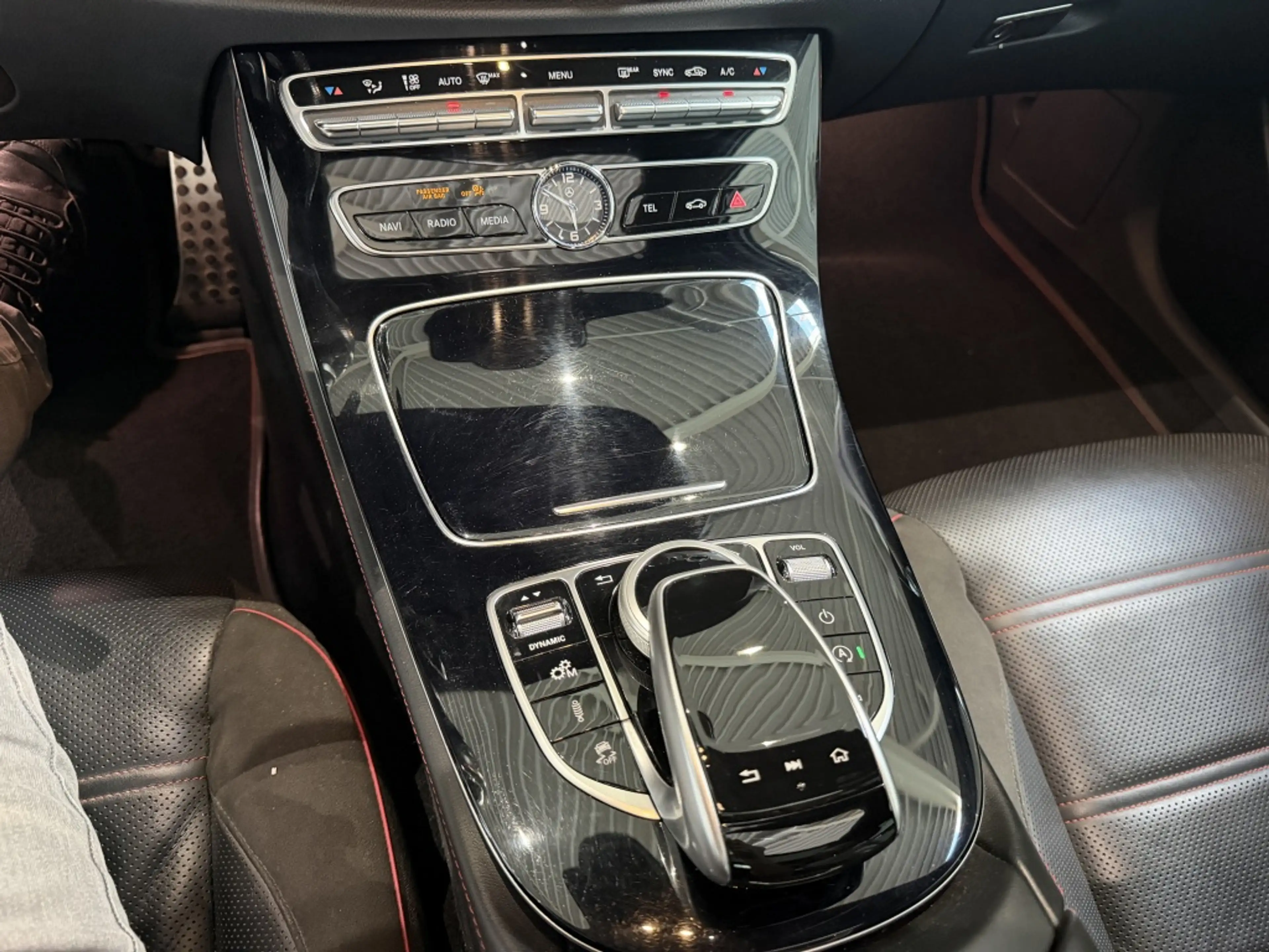Mercedes-Benz E 43 AMG 4M. Premium — photo 14
