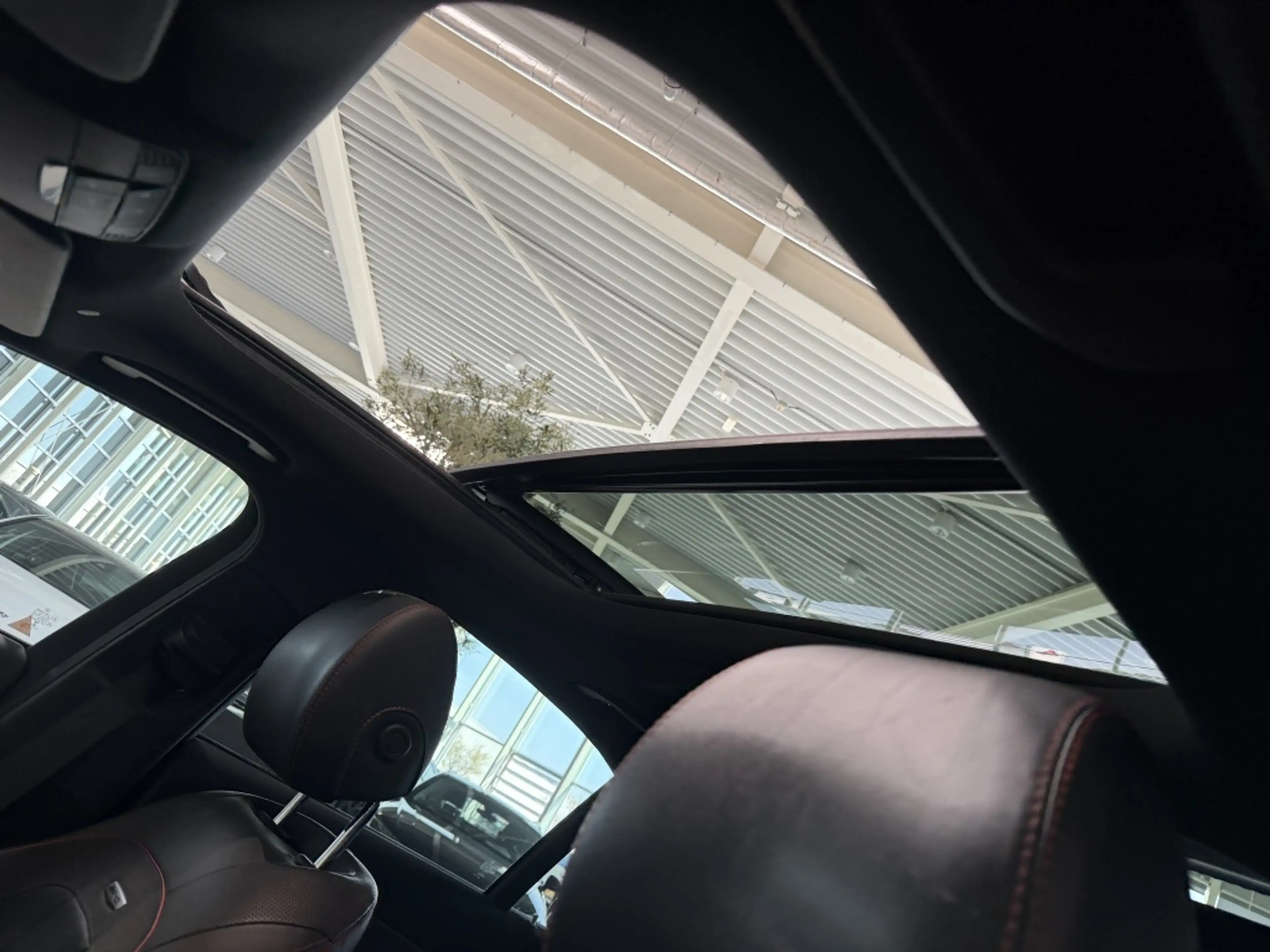 Mercedes-Benz E 43 AMG 4M. Premium — photo 11
