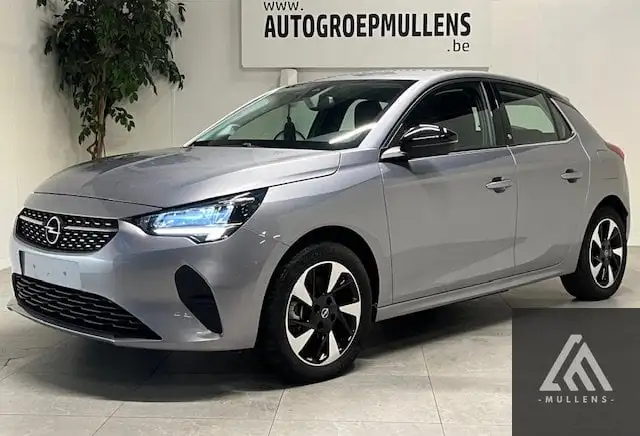 Opel Corsa-e e Elegance slechts 3642 kilometers
