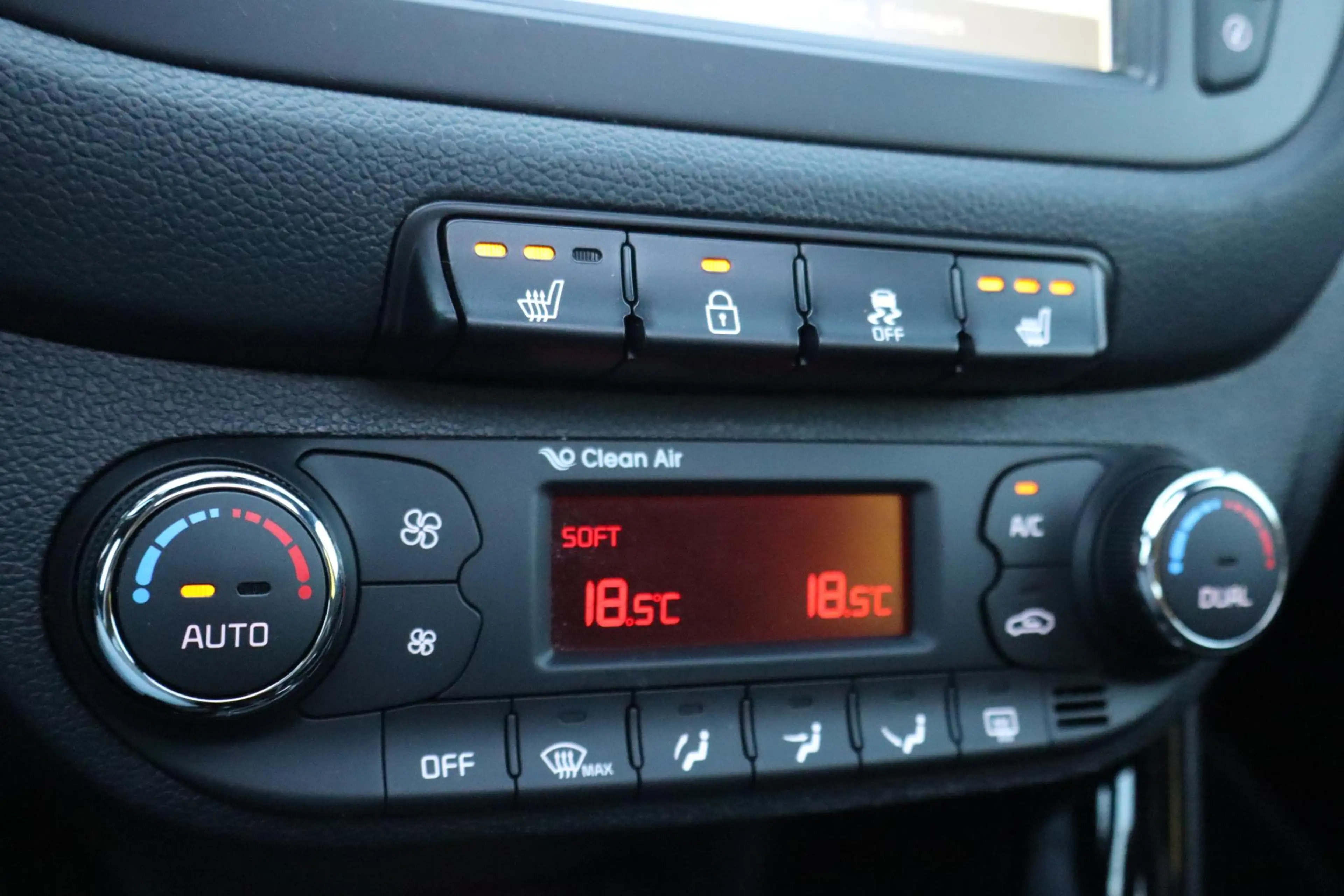 Kia Ceed SW / cee'd SW Sportswagon 1.0 T-GDi GT-Line Summer Edition | Ele — photo 16