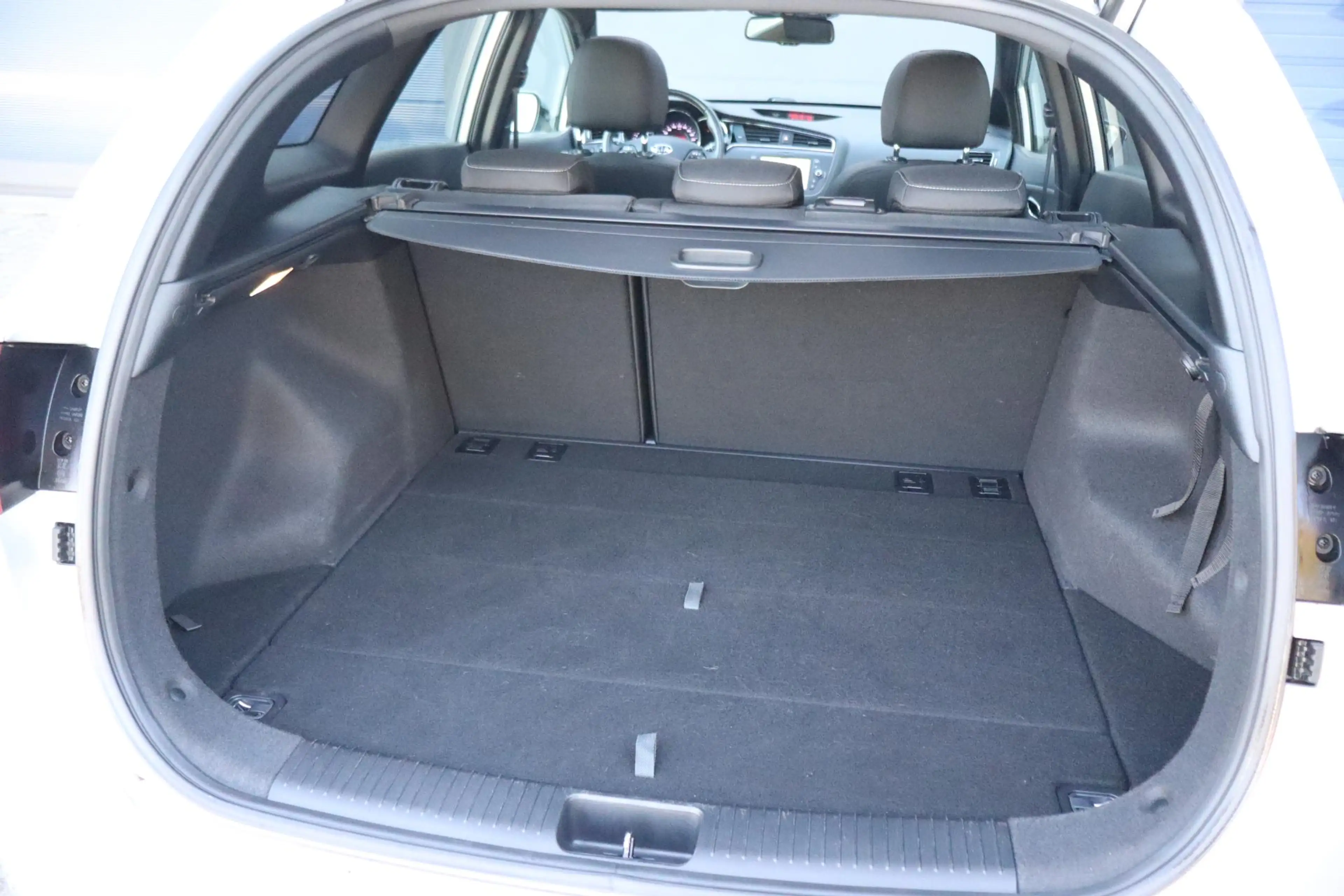 Kia Ceed SW / cee'd SW Sportswagon 1.0 T-GDi GT-Line Summer Edition | Ele — photo 29