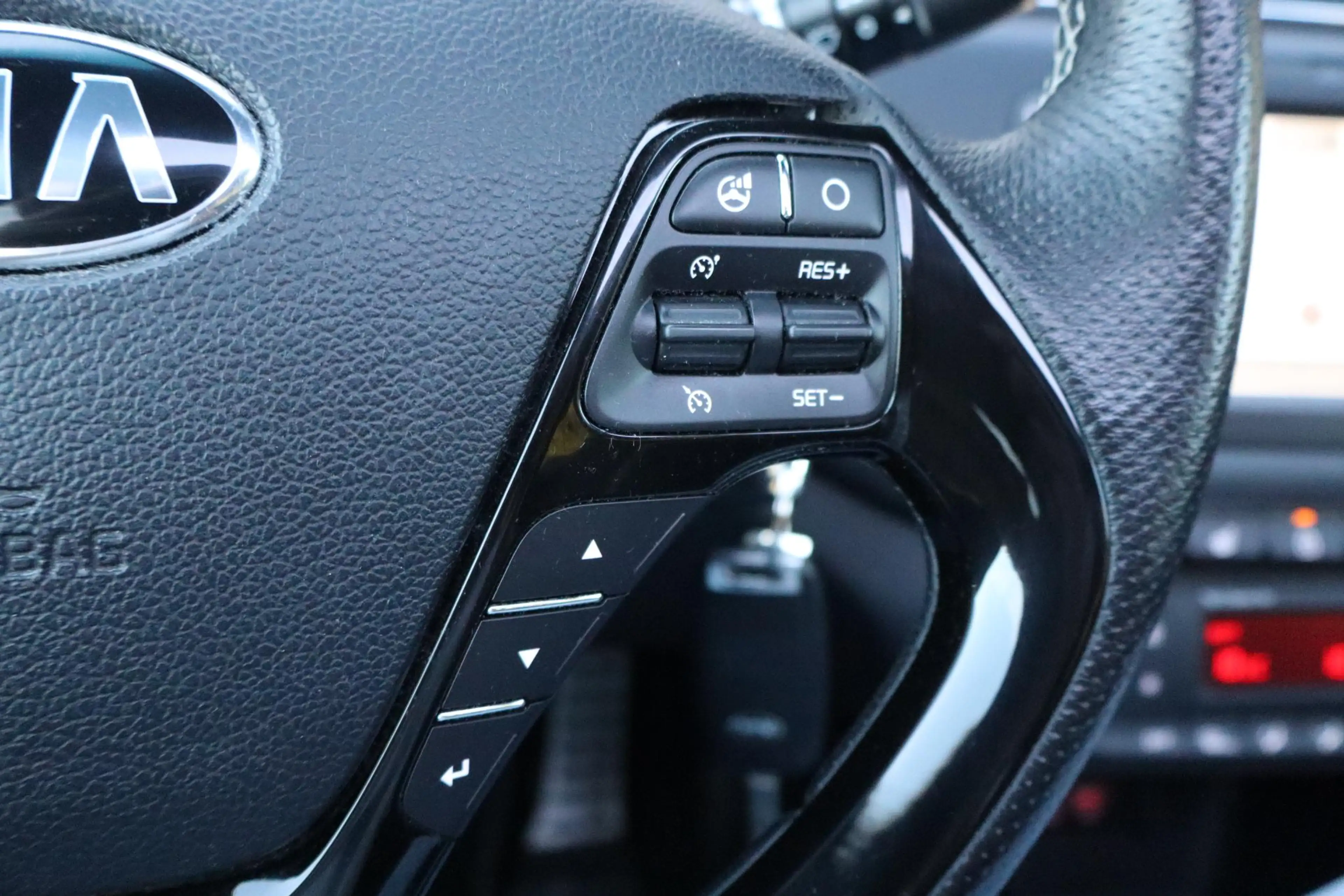 Kia Ceed SW / cee'd SW Sportswagon 1.0 T-GDi GT-Line Summer Edition | Ele — photo 22