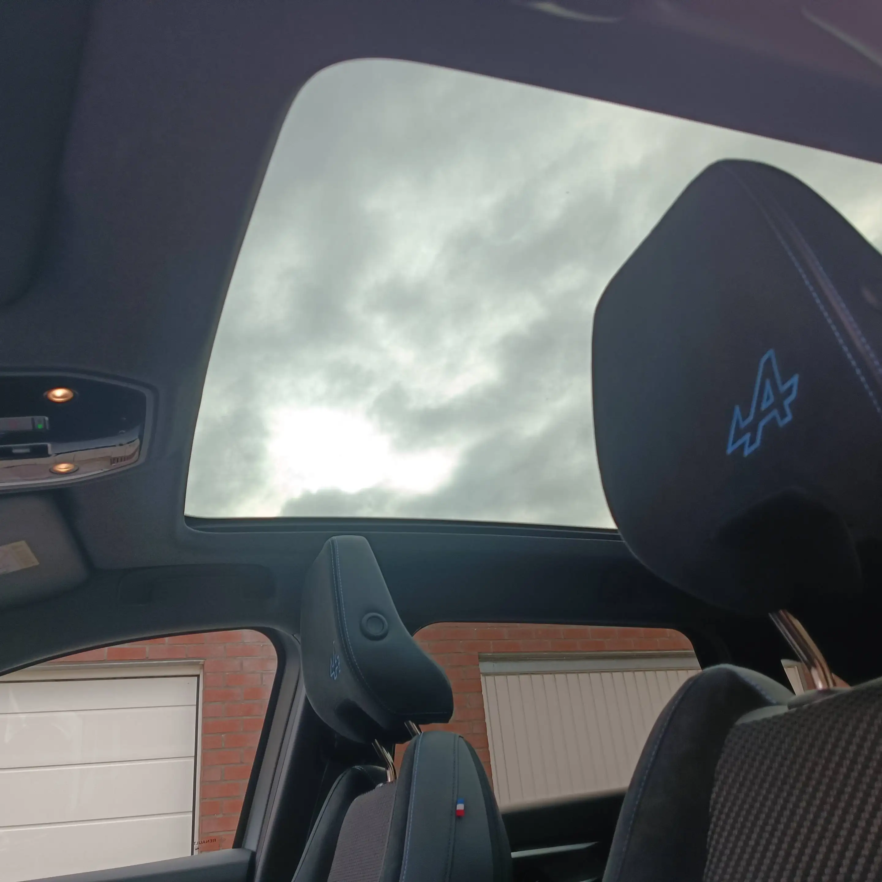 Renault Austral Austral 1.3 TCe MHEV Techno Esprit Alpine160 EDC — photo 15