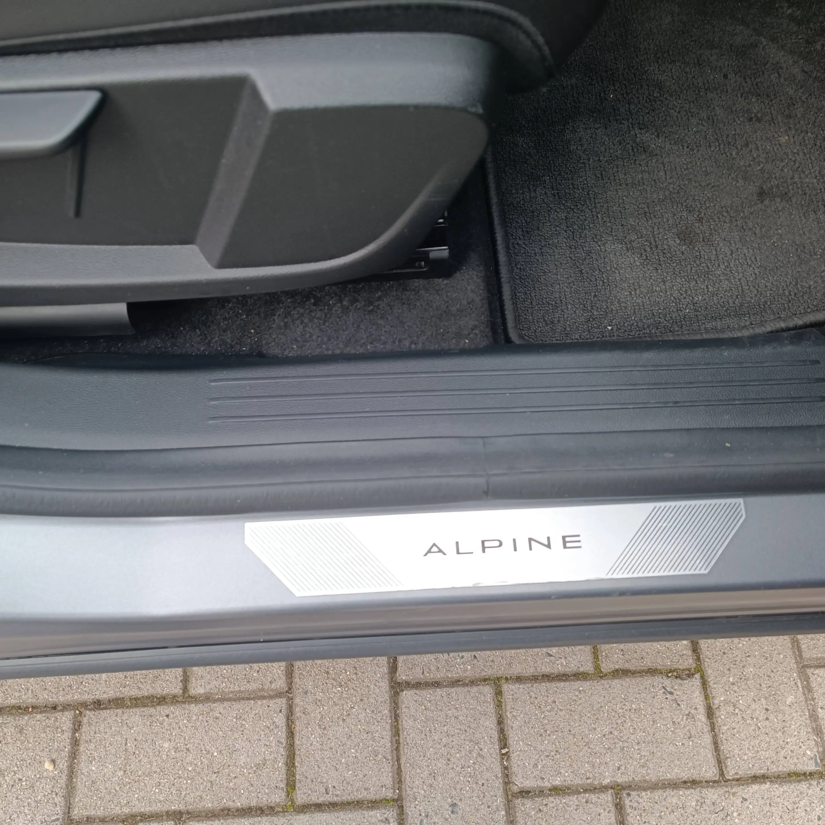 Renault Austral Austral 1.3 TCe MHEV Techno Esprit Alpine160 EDC — photo 6