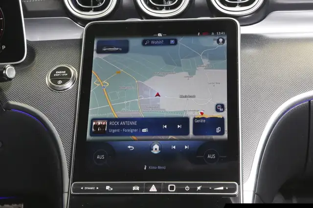 Mercedes-Benz C-Class view 11