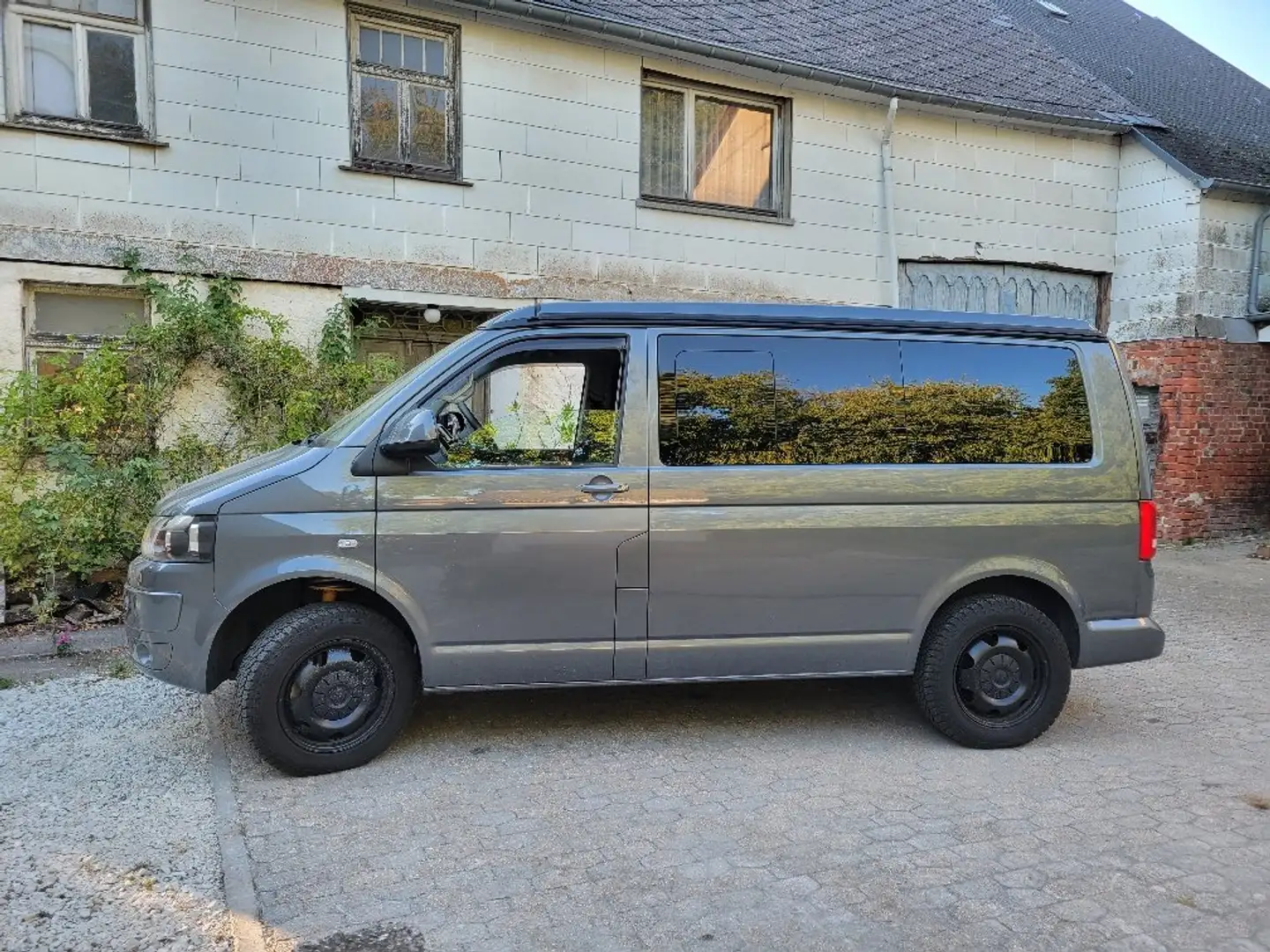 Volkswagen T5 California Beach 4motion Offroad Gri - 1