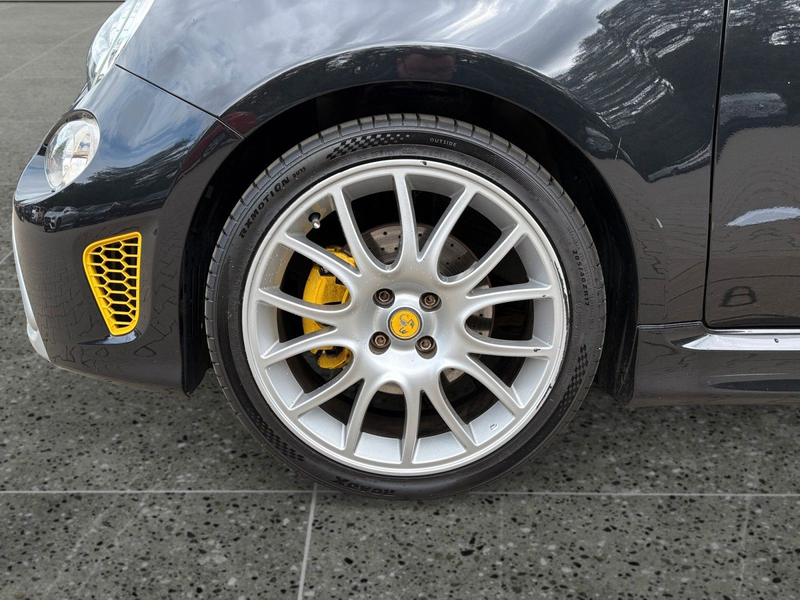 Abarth 500 595 Pista Klima Einparkh. Competizione — photo 9