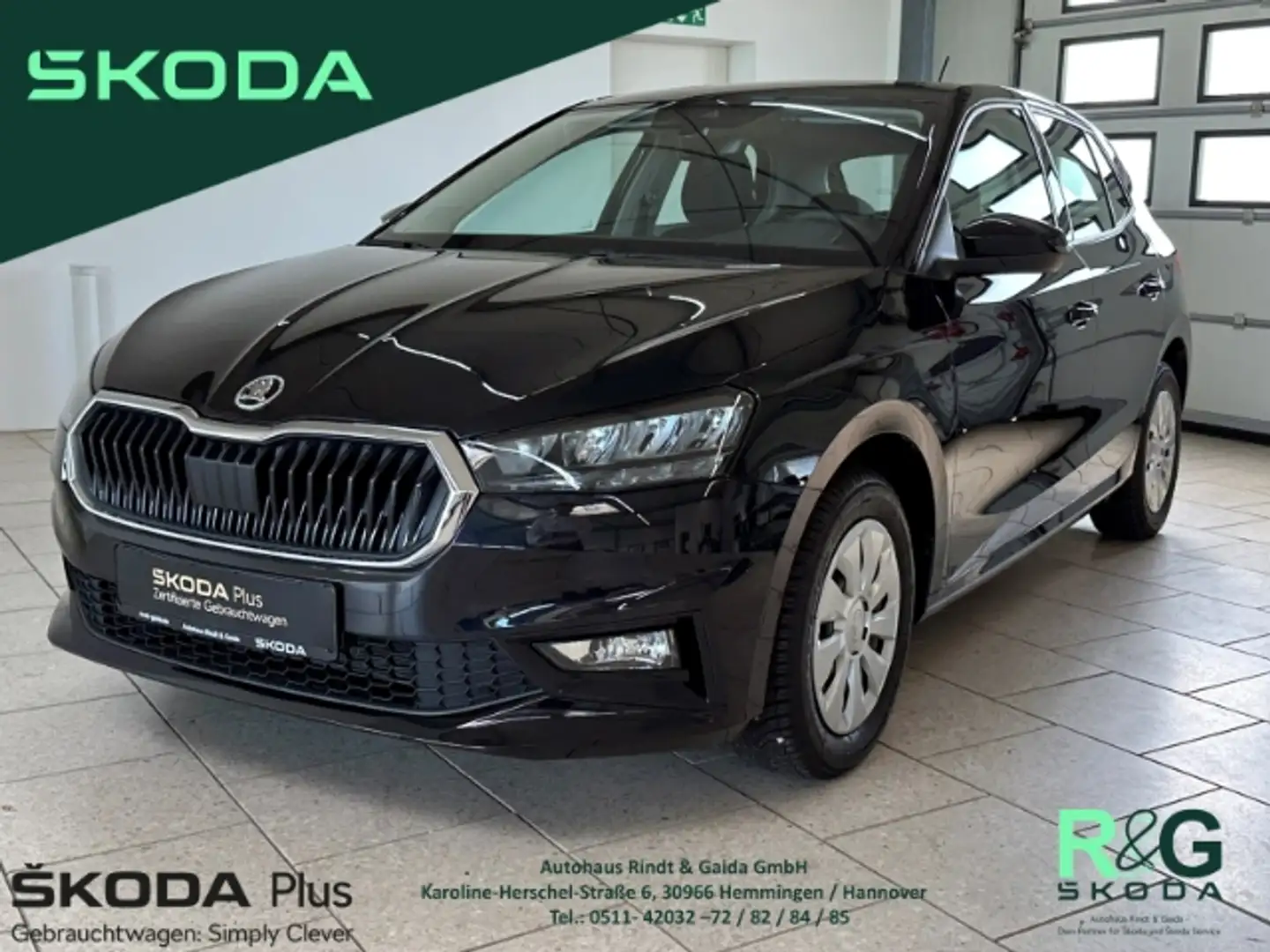 Skoda Fabia Selection 1.0 TSI DSG SHZ Freisprech PDC LED Noir - 1