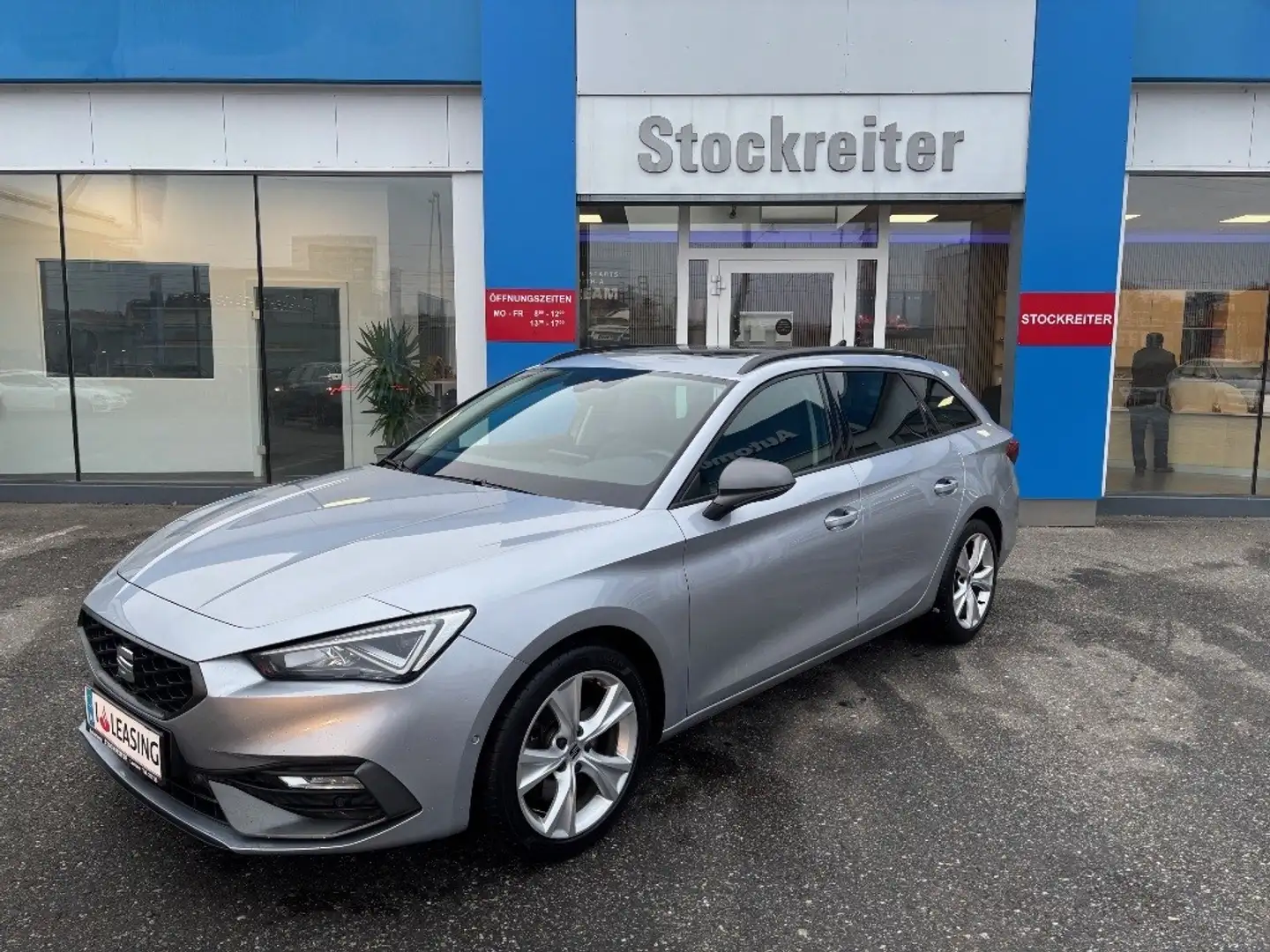 SEAT Leon ST FR TDI DSG*LED*PANO*KAMERA*NAVI*ACC*SZH Silber - 1