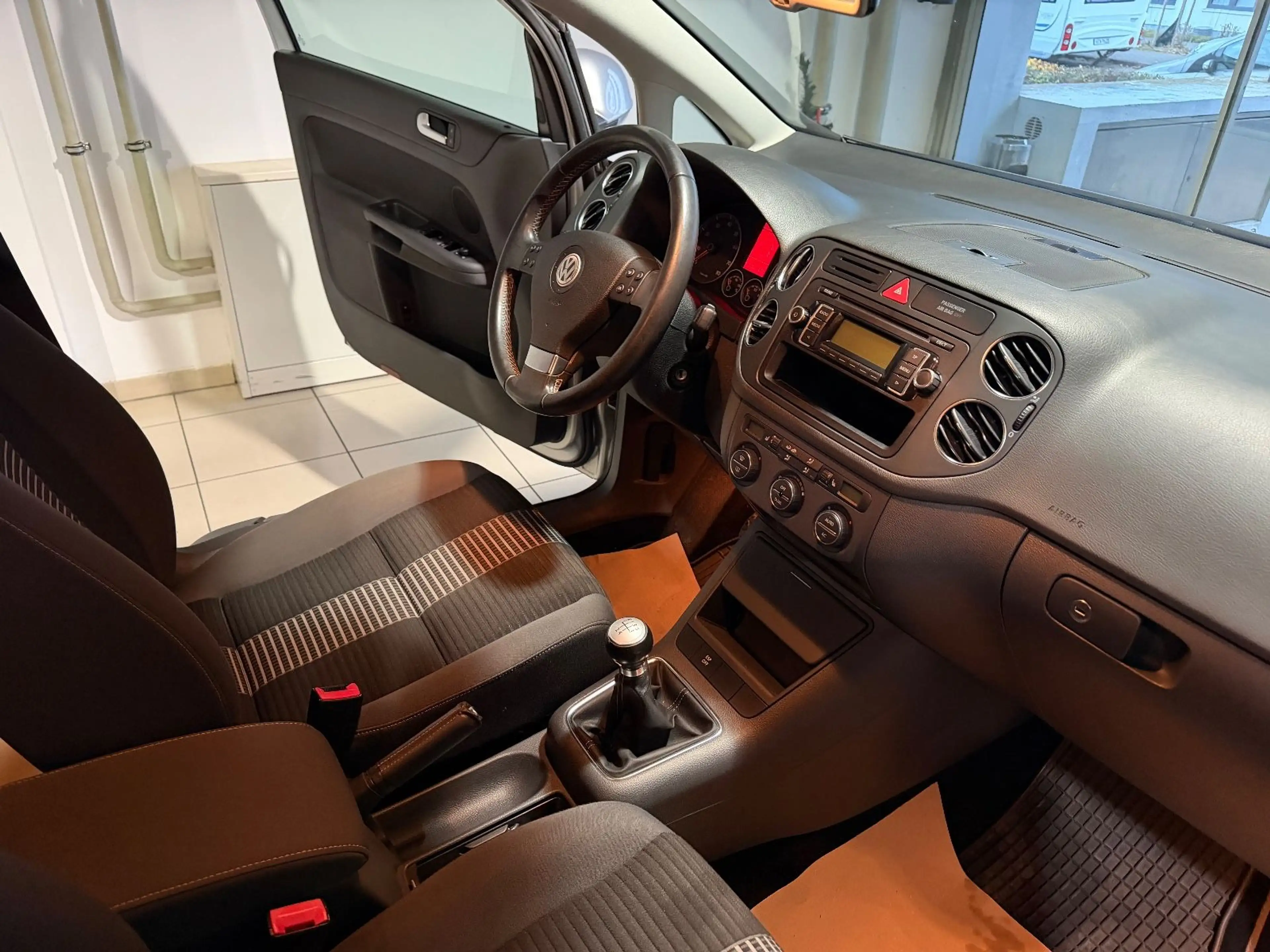 Volkswagen Golf Plus 1.4*1.HAND*TÜV NEU*SZH*S-HEFT*PDC*TOP — photo 14