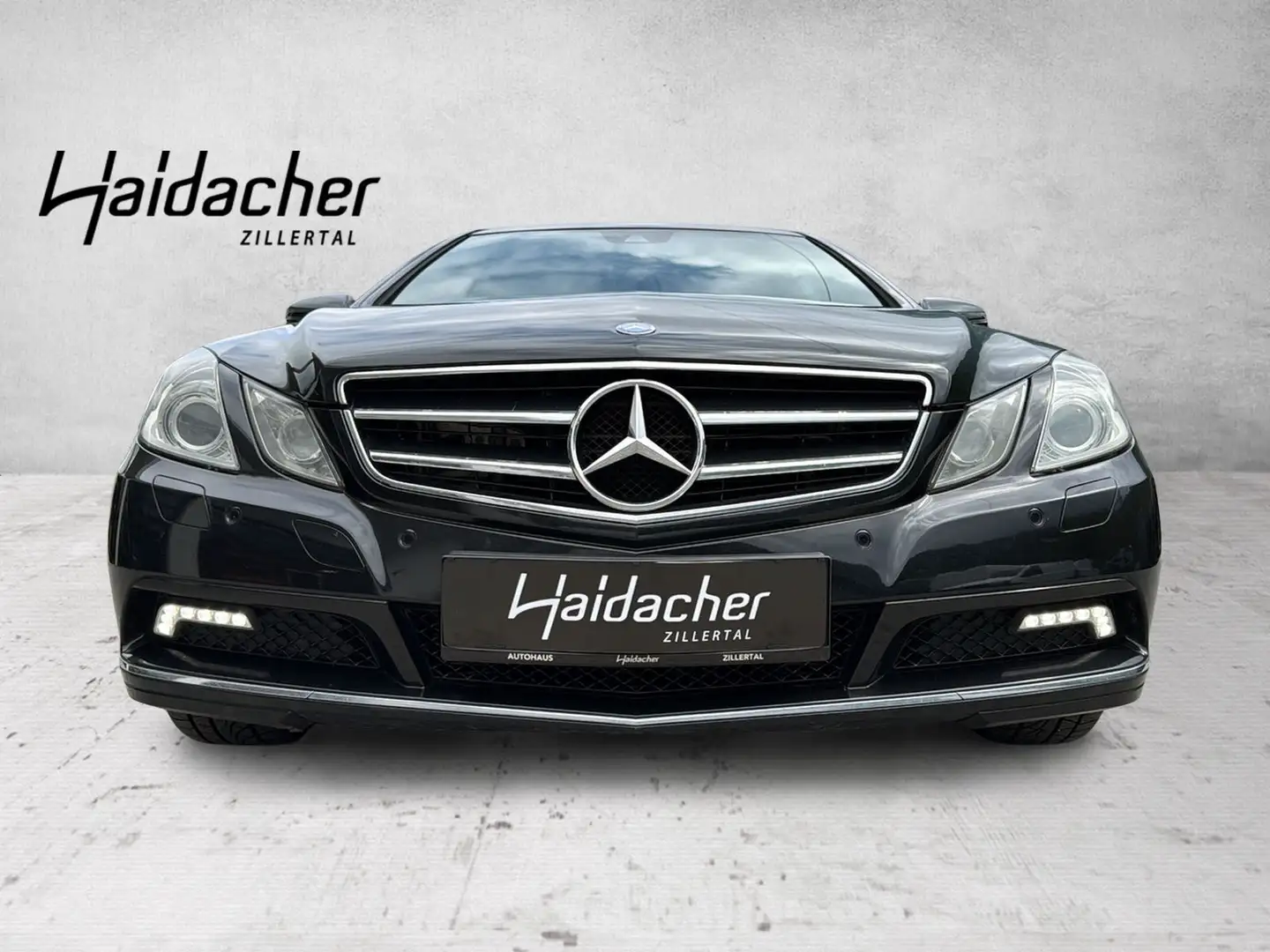 Mercedes-Benz E 350 CDI BlueEFFICIENCY Coupé AUT Sitzklima COM Siyah - 2